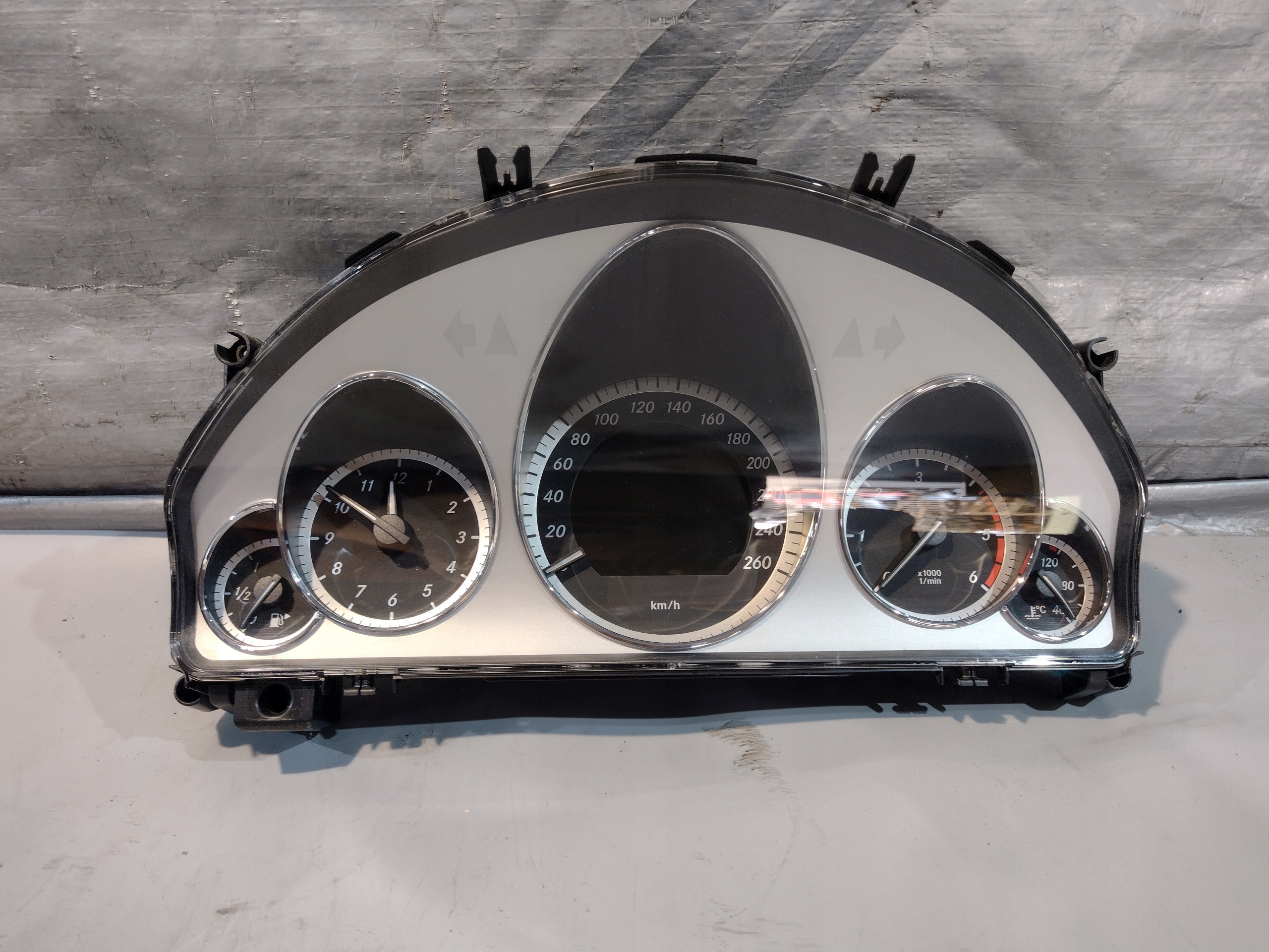 dials dials Mercedes W212 2,2 CDI A2129004904
