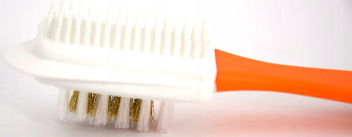 NAJLEPSZA SZCZOTKA DO PIELĘGNACJI ZAMSZU I NUBUKU EAN (GTIN) 20372026