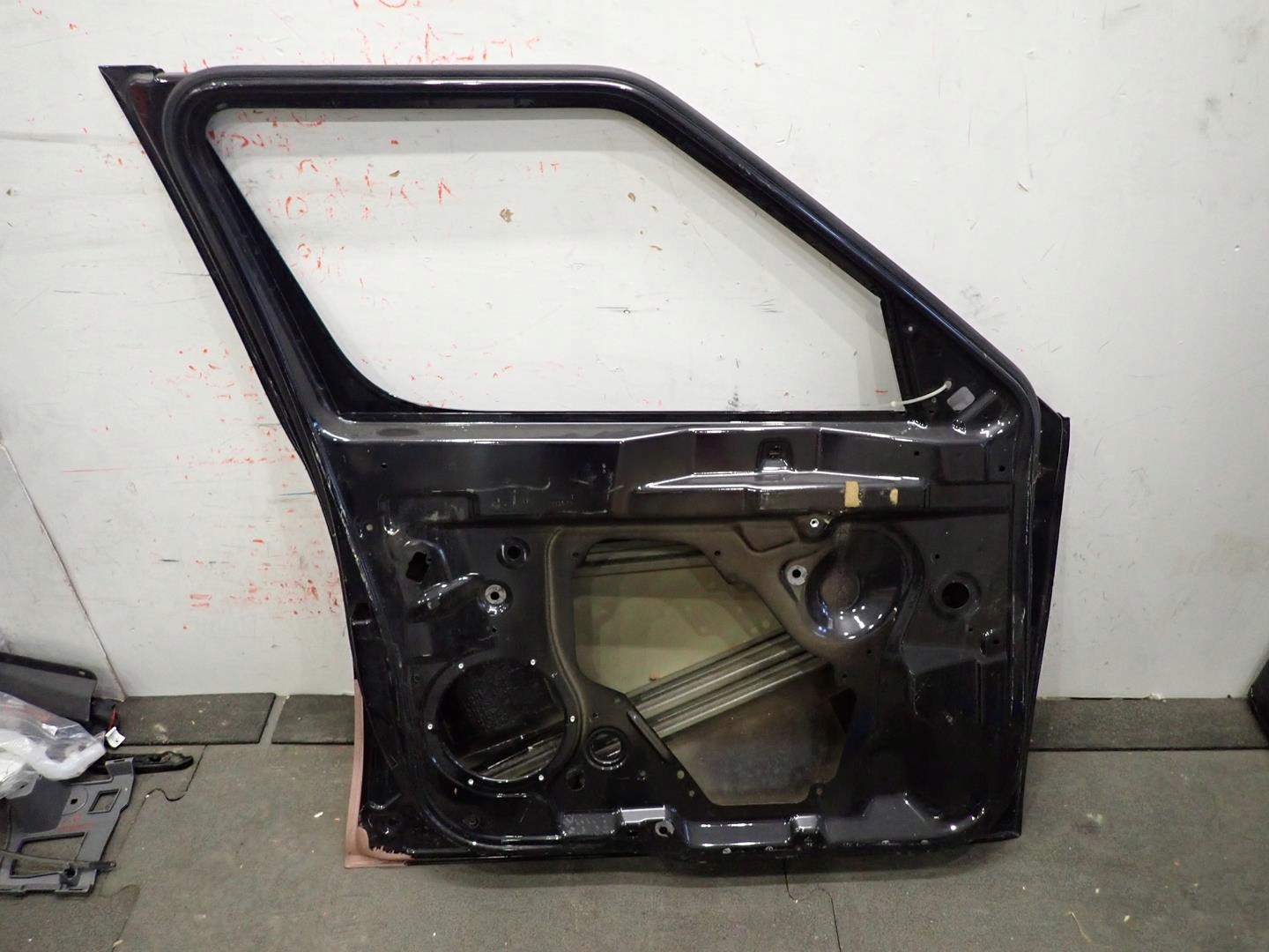 door front front left SKODA YETI 2009- 5L0831603
