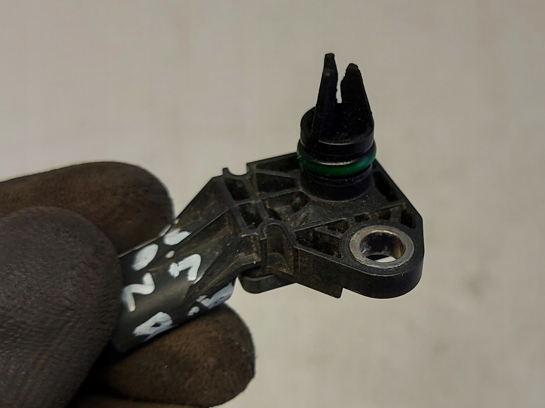 AUDI A8 D5 4N Sensor Druck 06E9060561T