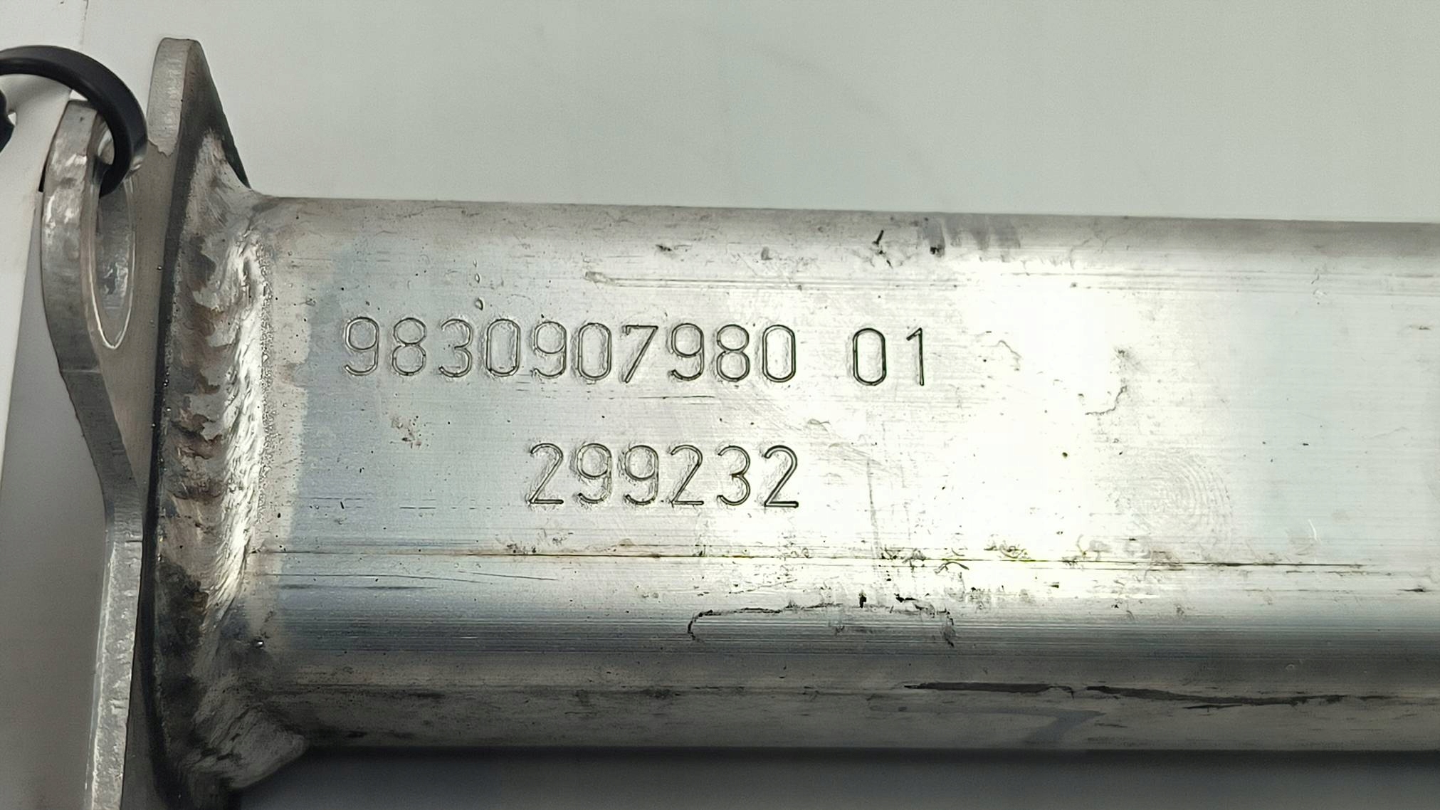 holder 9830907980 beam tip side left OPEL CORSA F