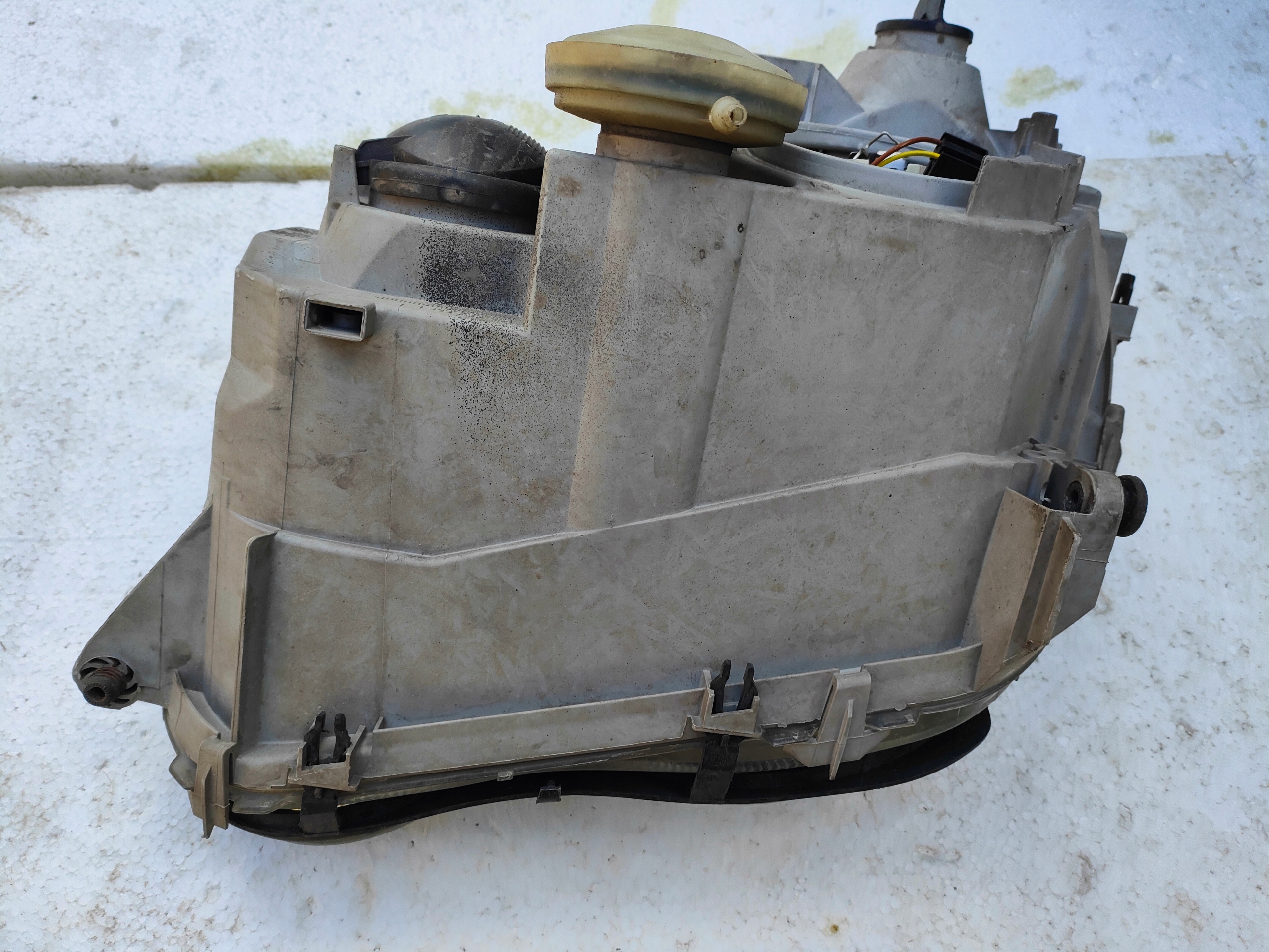 light right front right front MERCEDES-BENZ W203 A2038200861