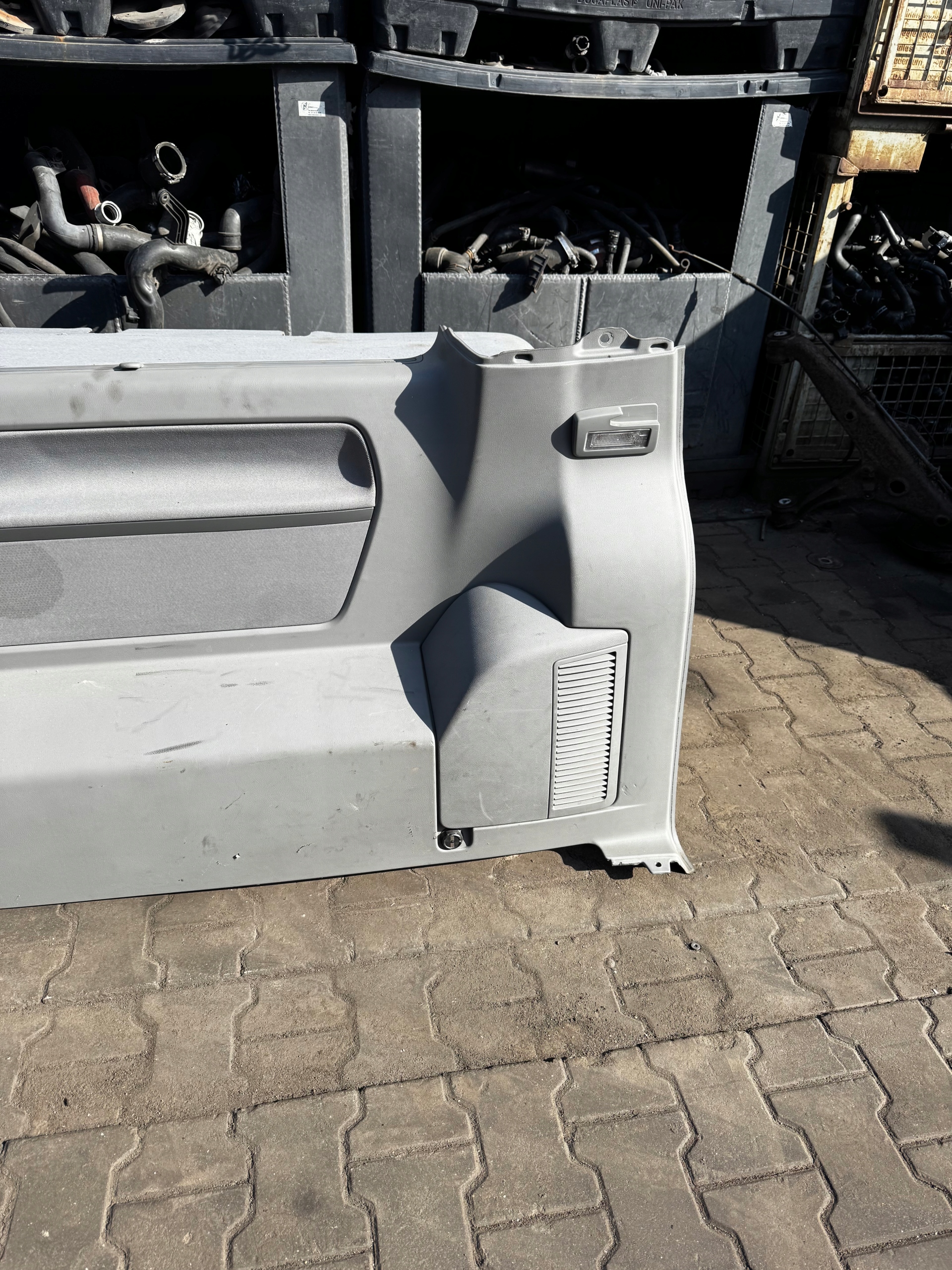 TAPCIERKA Tür rechts VW T5 COMFORTLINE