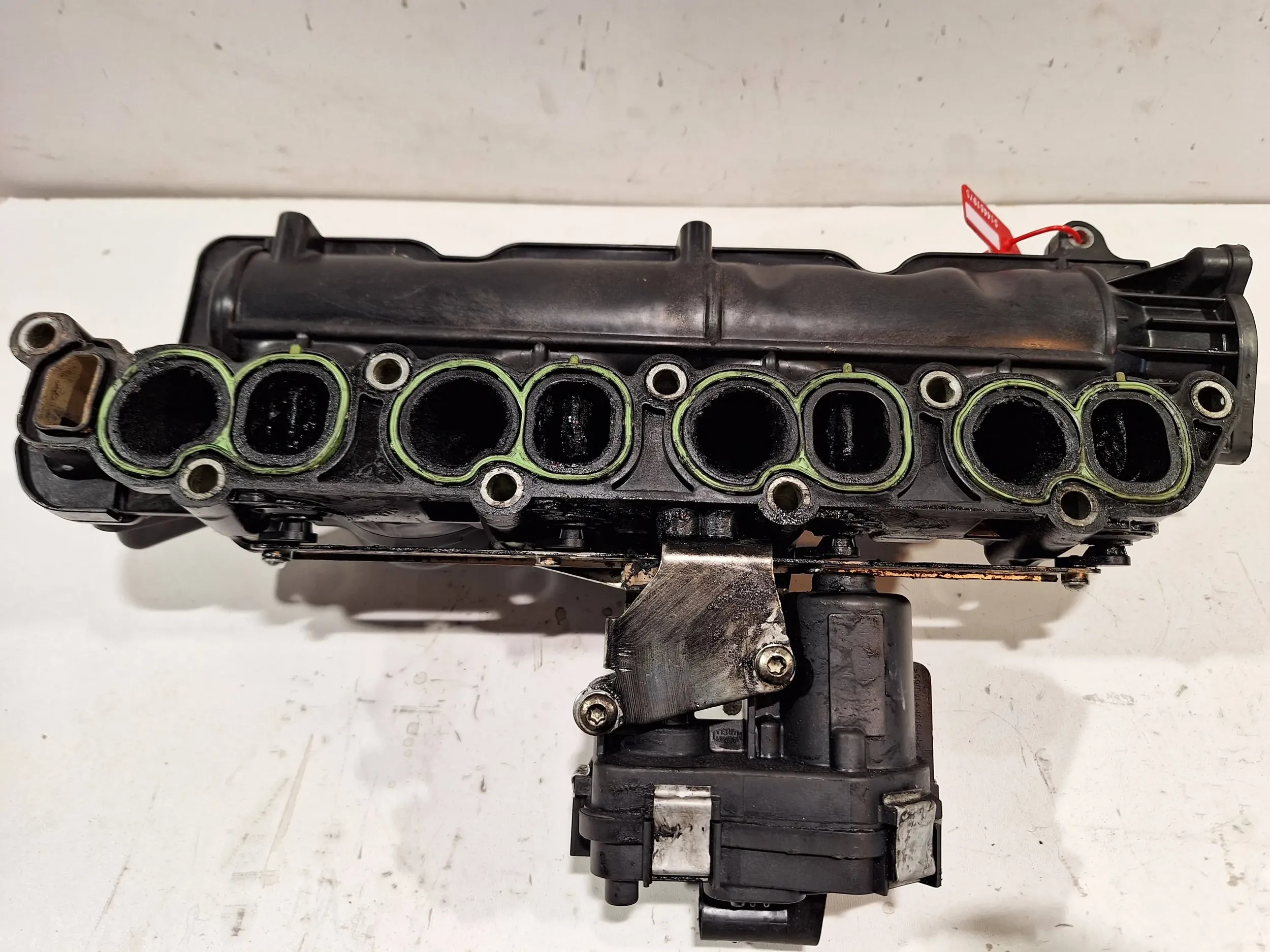 коллектор Впускный 55571993 opel INSIGNIA A 2.0 08-