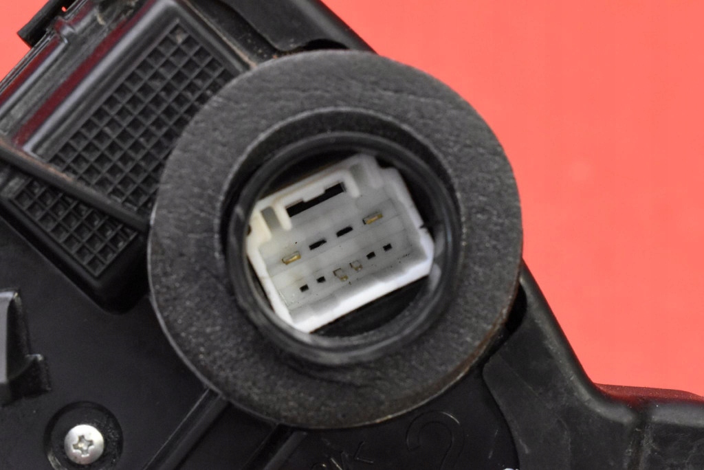 lock door right front front EU TOYOTA AURIS 2 II KOMBI 12-15