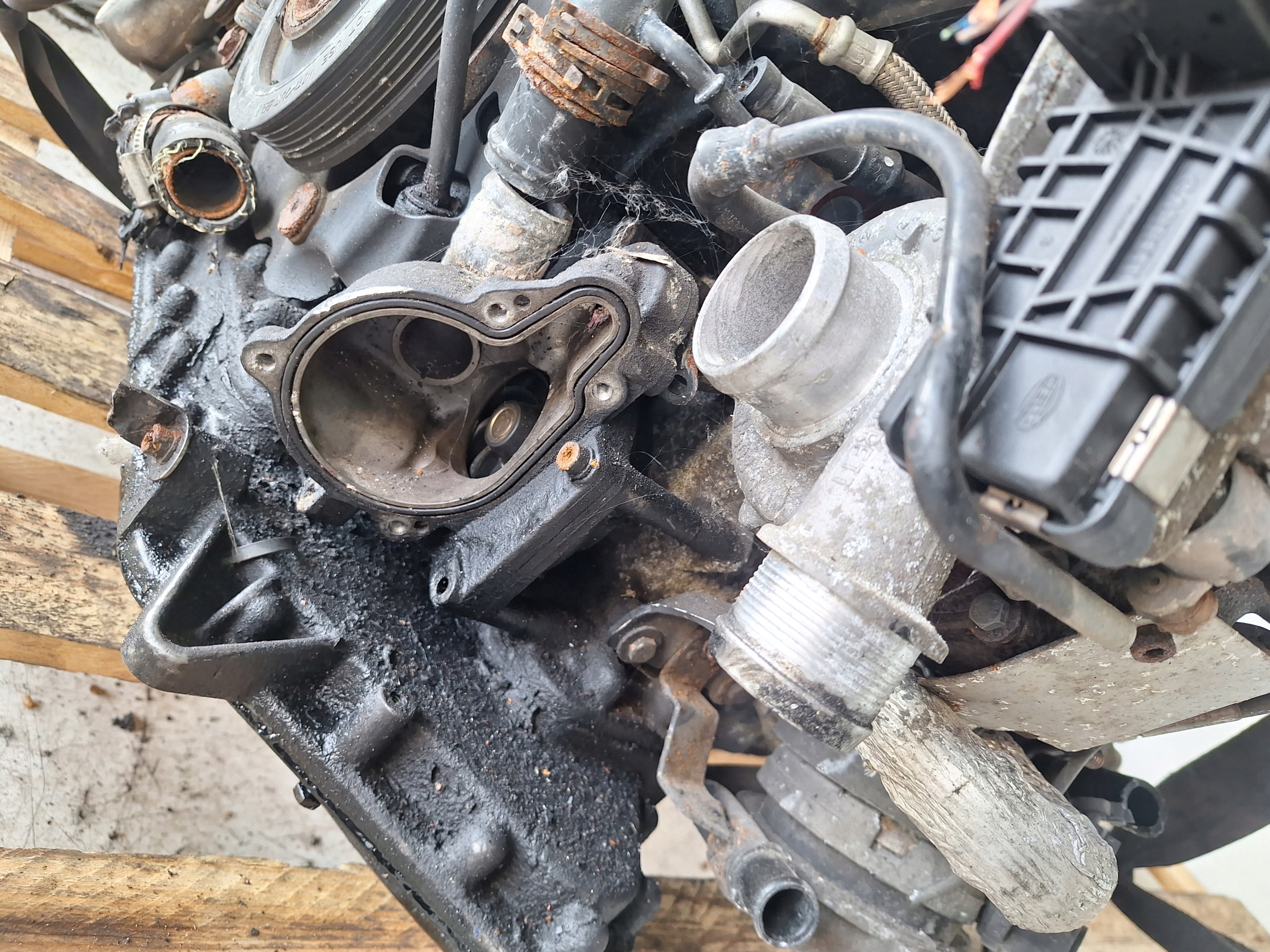 AUDI A8 D3 engine 4.0 V8 TDI ASE 275KM