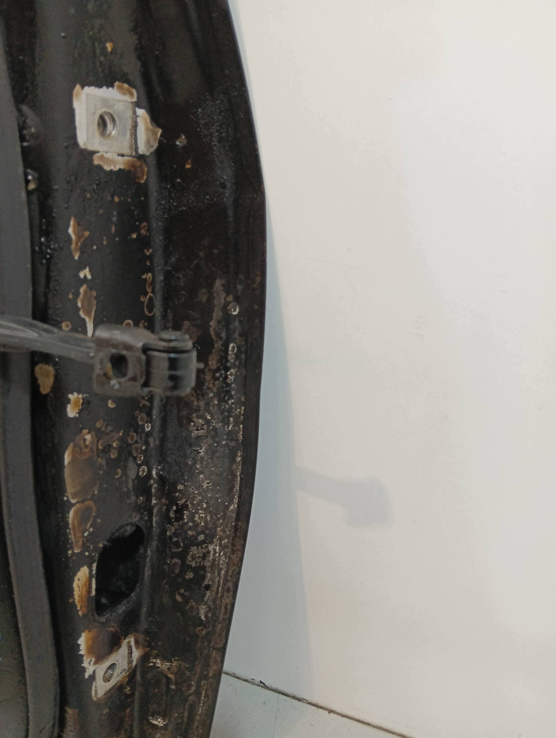 door left front black, damaged Audi A6 V (2018-) C8