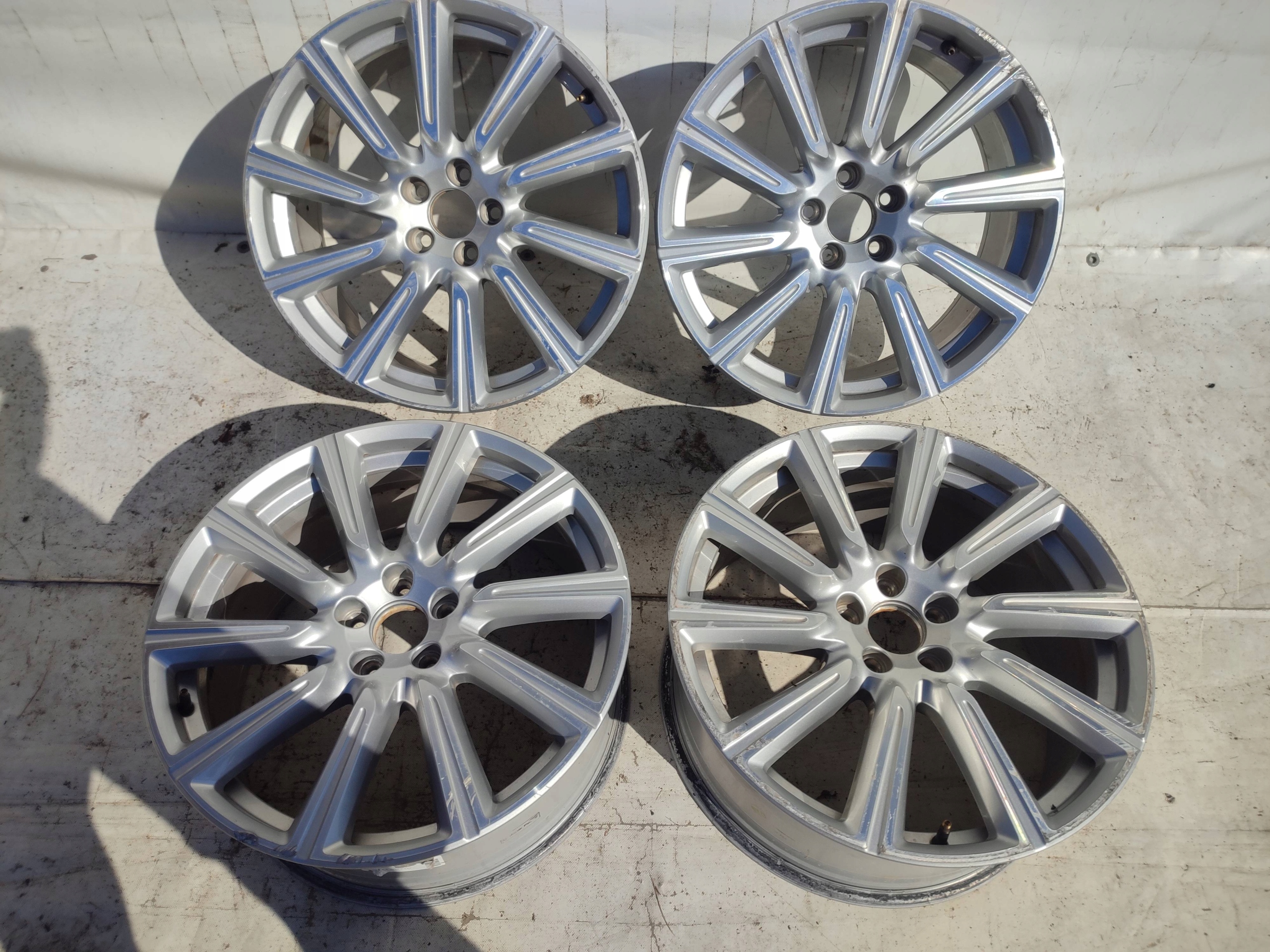 FELGI VOLVO V90 S90 8,5JX19 ET47 5X108 31471875