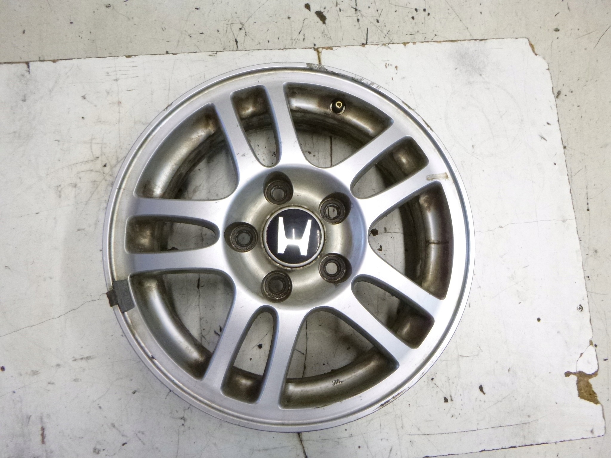 CERCHI di alluminio HONDA HRV 15 5.5Jx15 ET45 S2H-555A KOMPLET 4 SZT