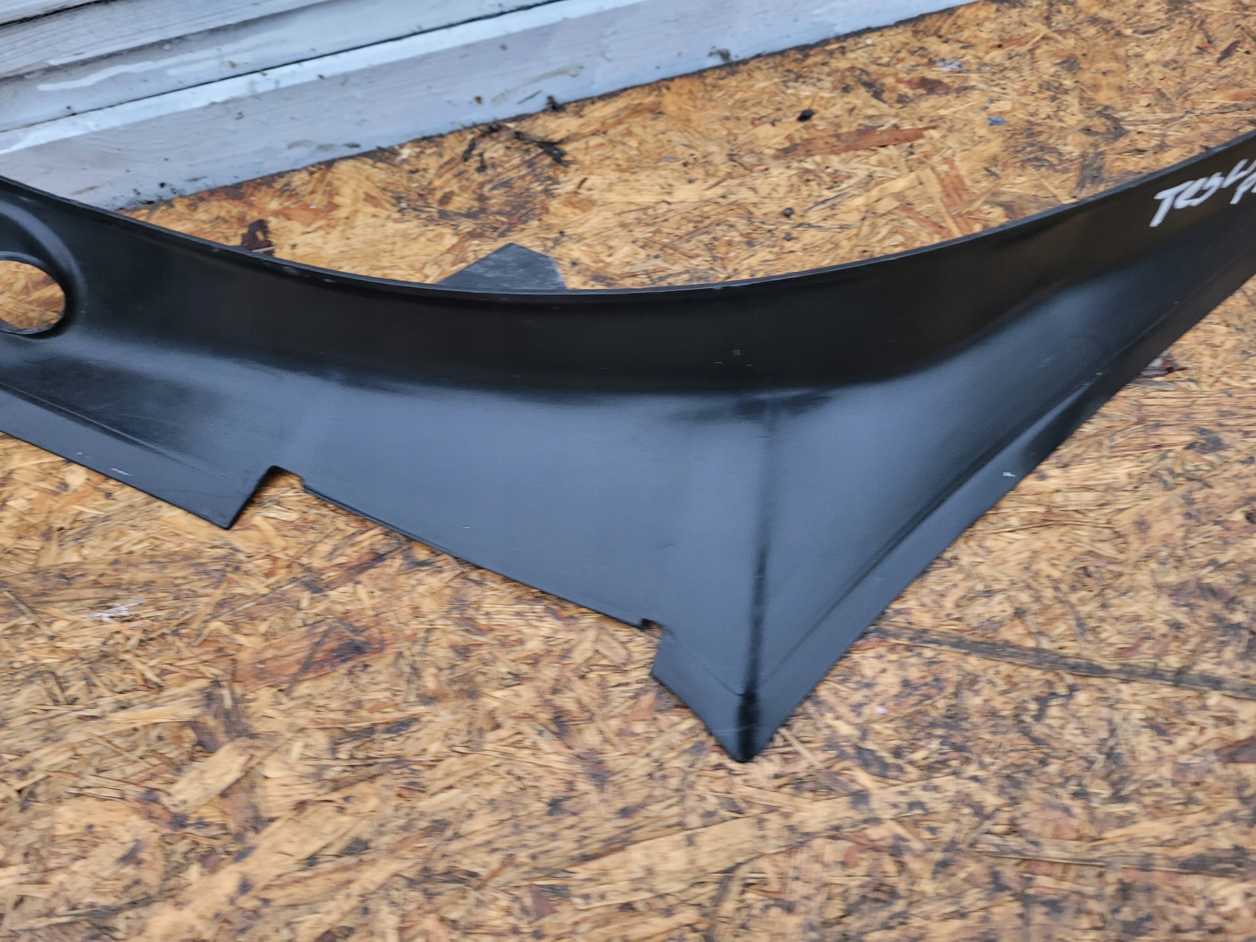 side boot right rear part TESLA X 1047321-00