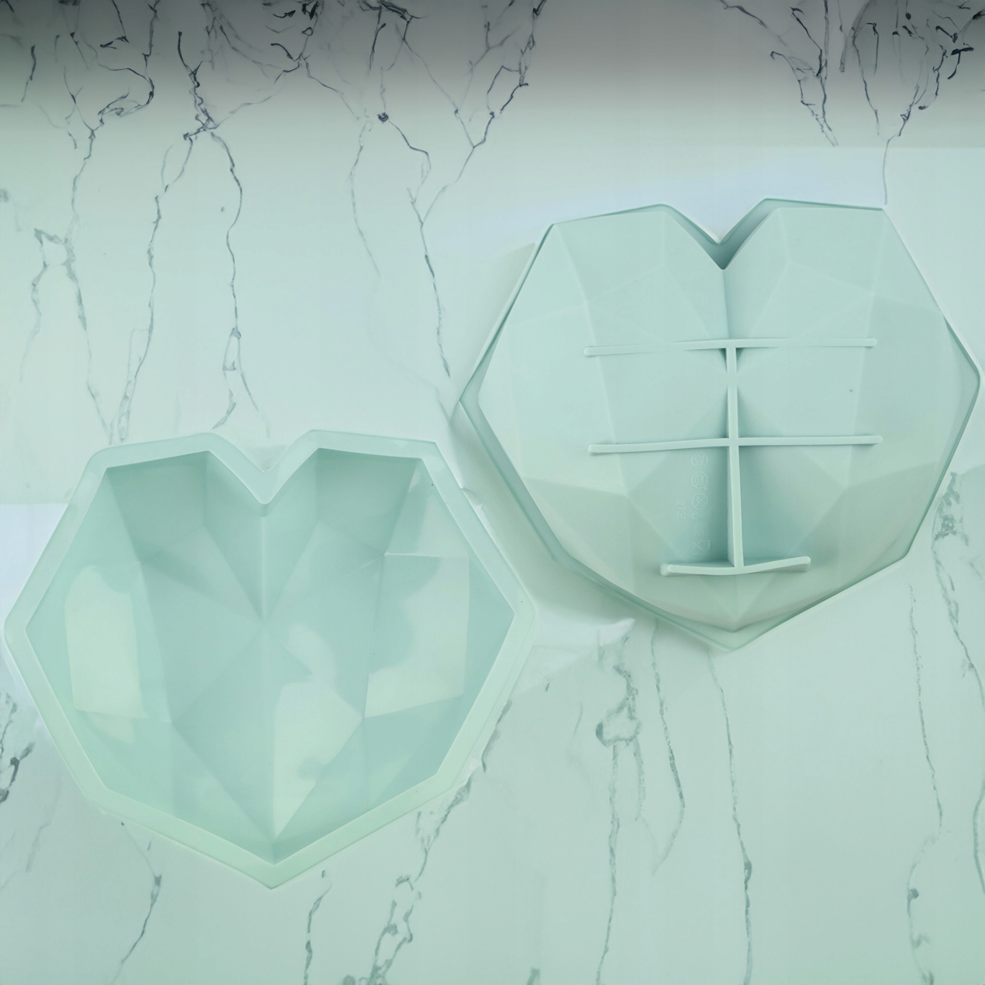 FORMA SILIKONOWA SERCE 5,5 x 22 x 20 CM LODY MUS CIASTO DESER 3D BABKA