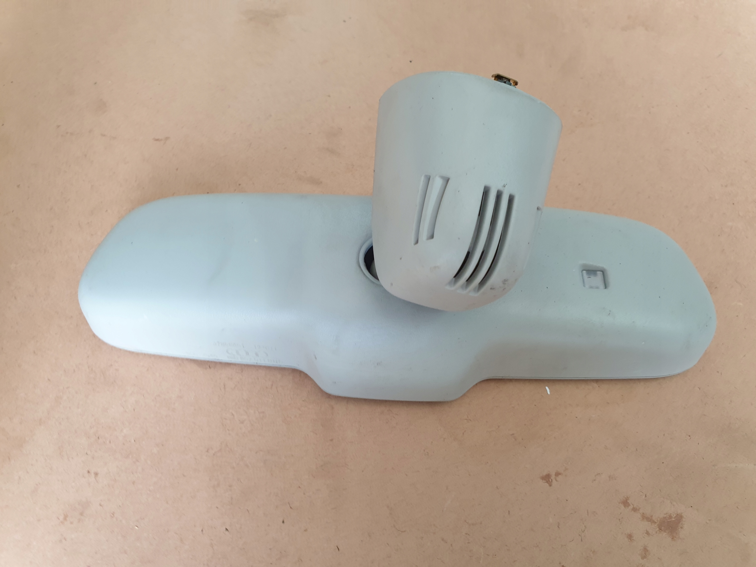 LUSTERKO WSTECZNE 8R0857511B Producent części Audi OE