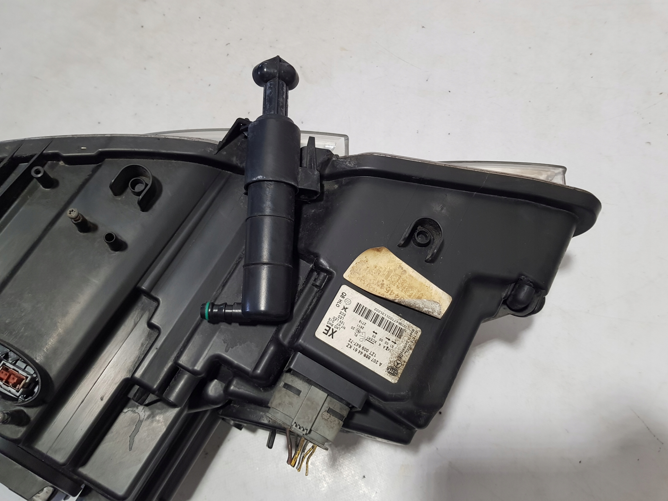 light XENON BI-XENON right front MERCEDES W207 C207