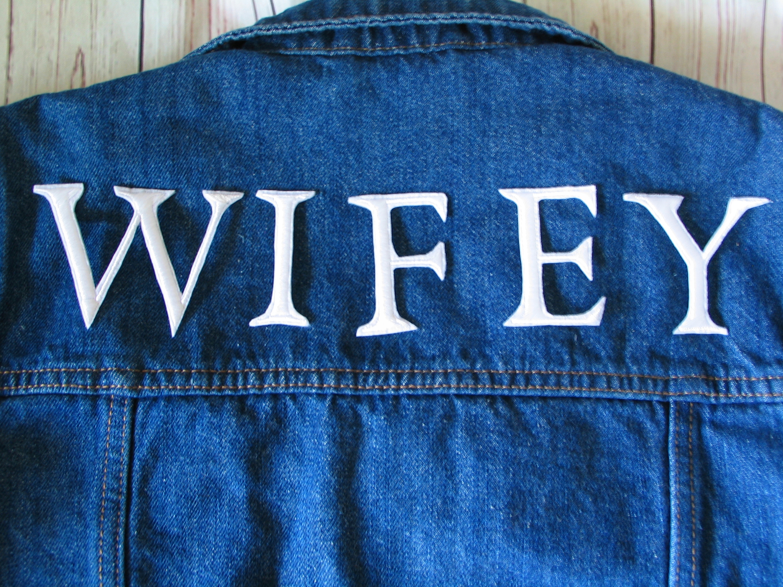

Wifey naszywka termo naprasowanka na katanę kurtkę