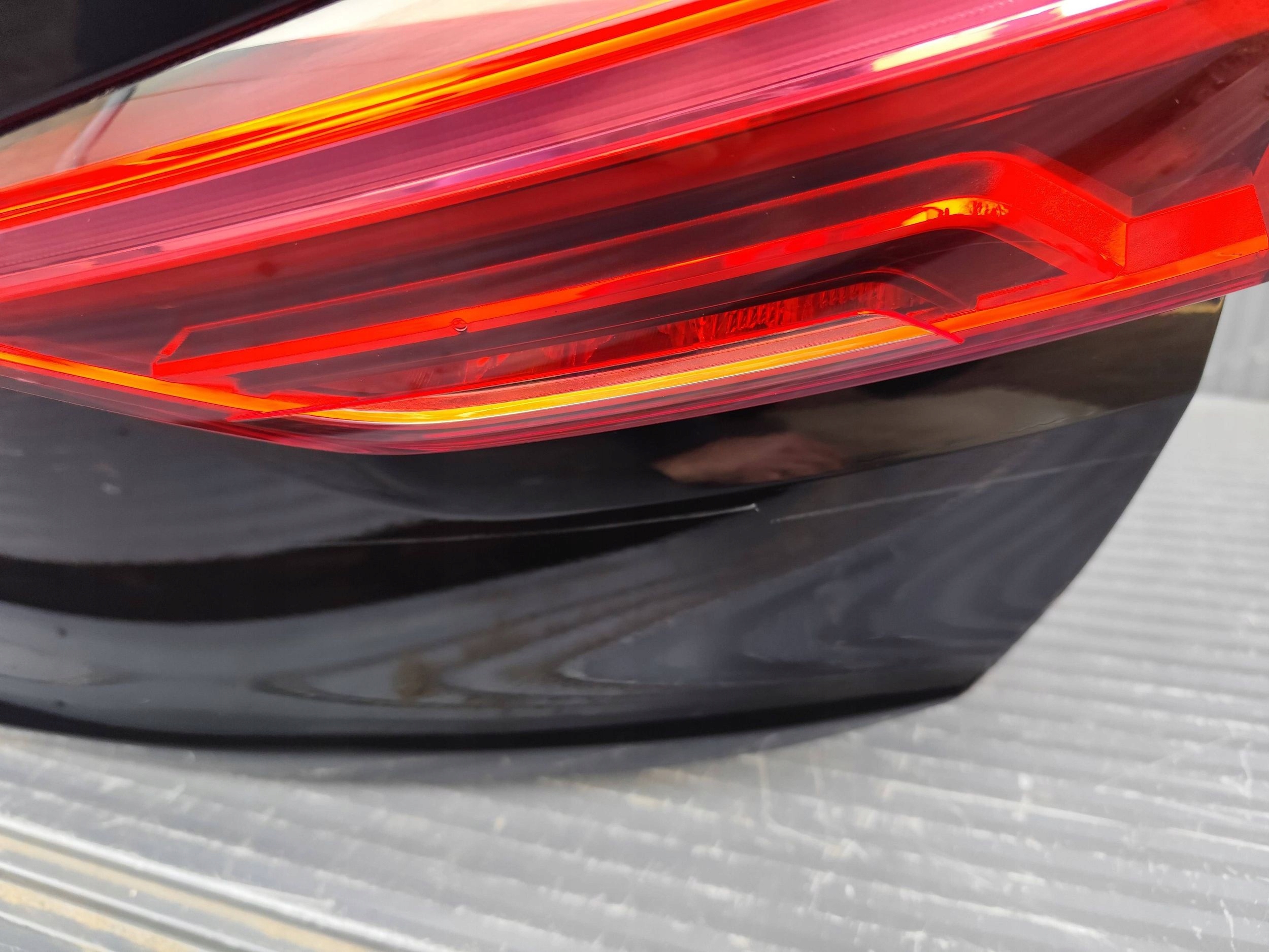 AUDI Q3 II 83A trunk door complete DEMONTAZ KAMERA