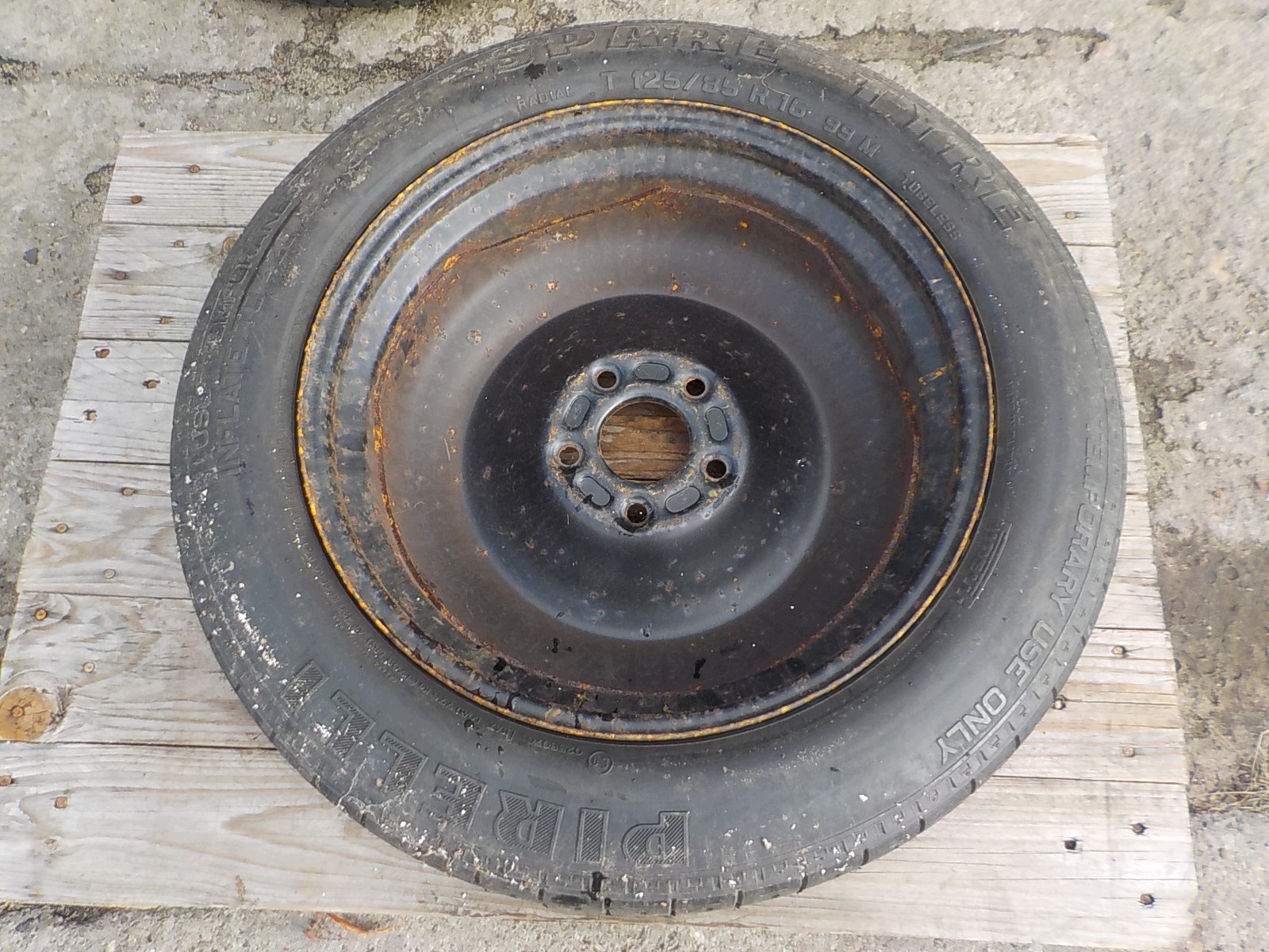 FORD FOCUS II C-MAX MONDEO MK3 roue de secours R16 5x108
