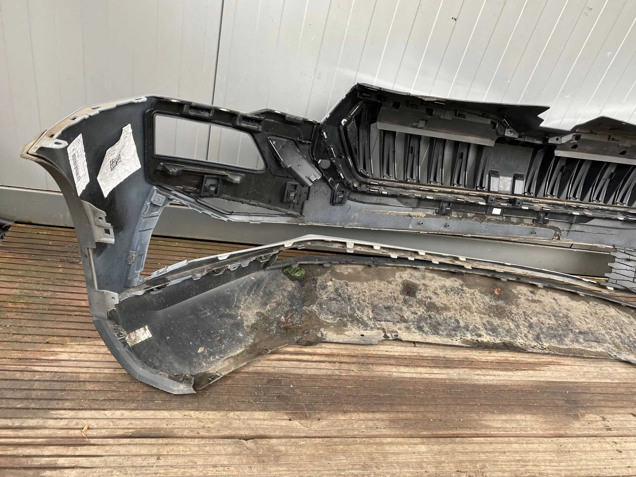 SKODA KAROQ LIFT 21- bumper grill front LF7A