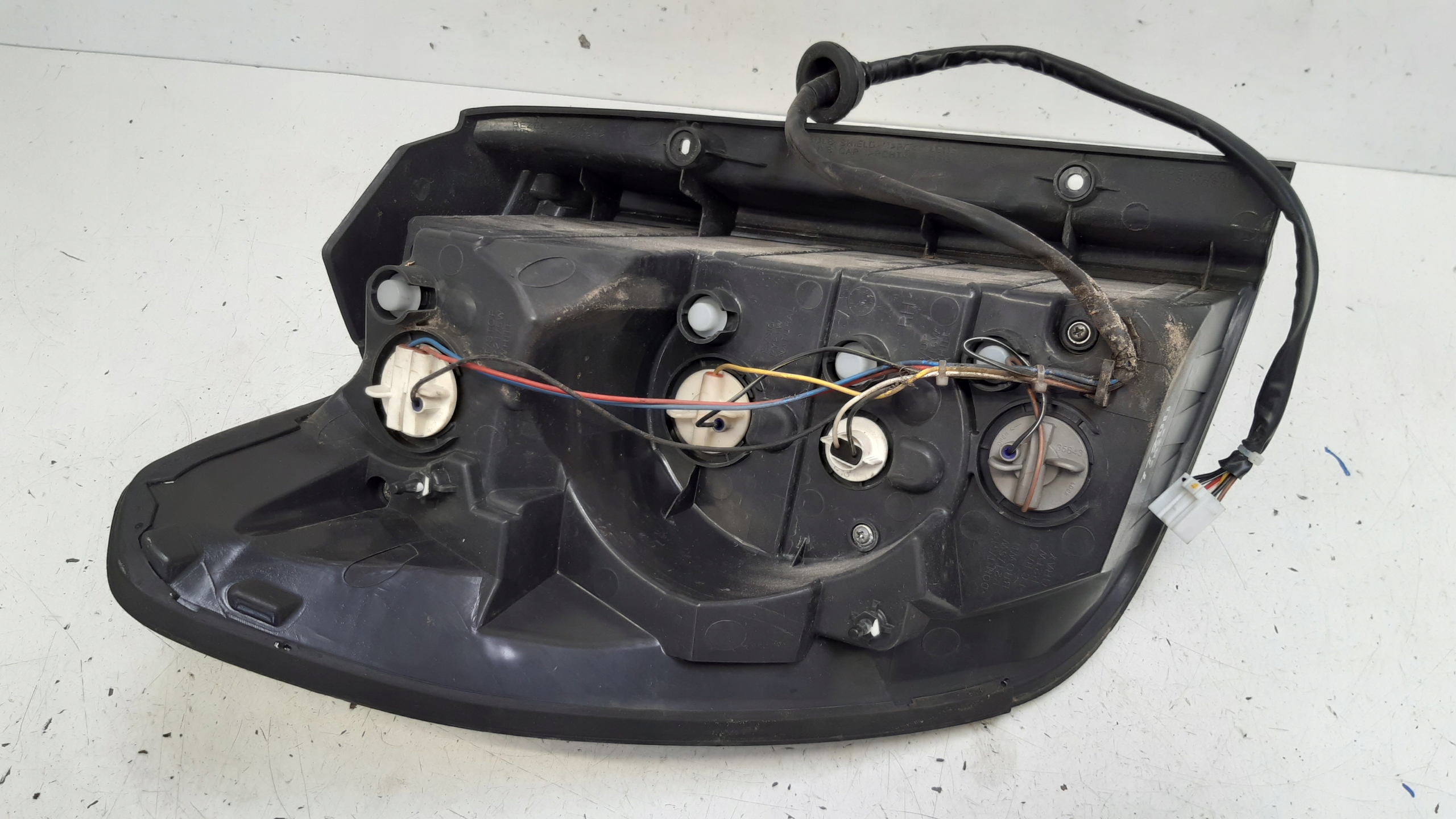 light right rear part europa Chevrolet Captiva