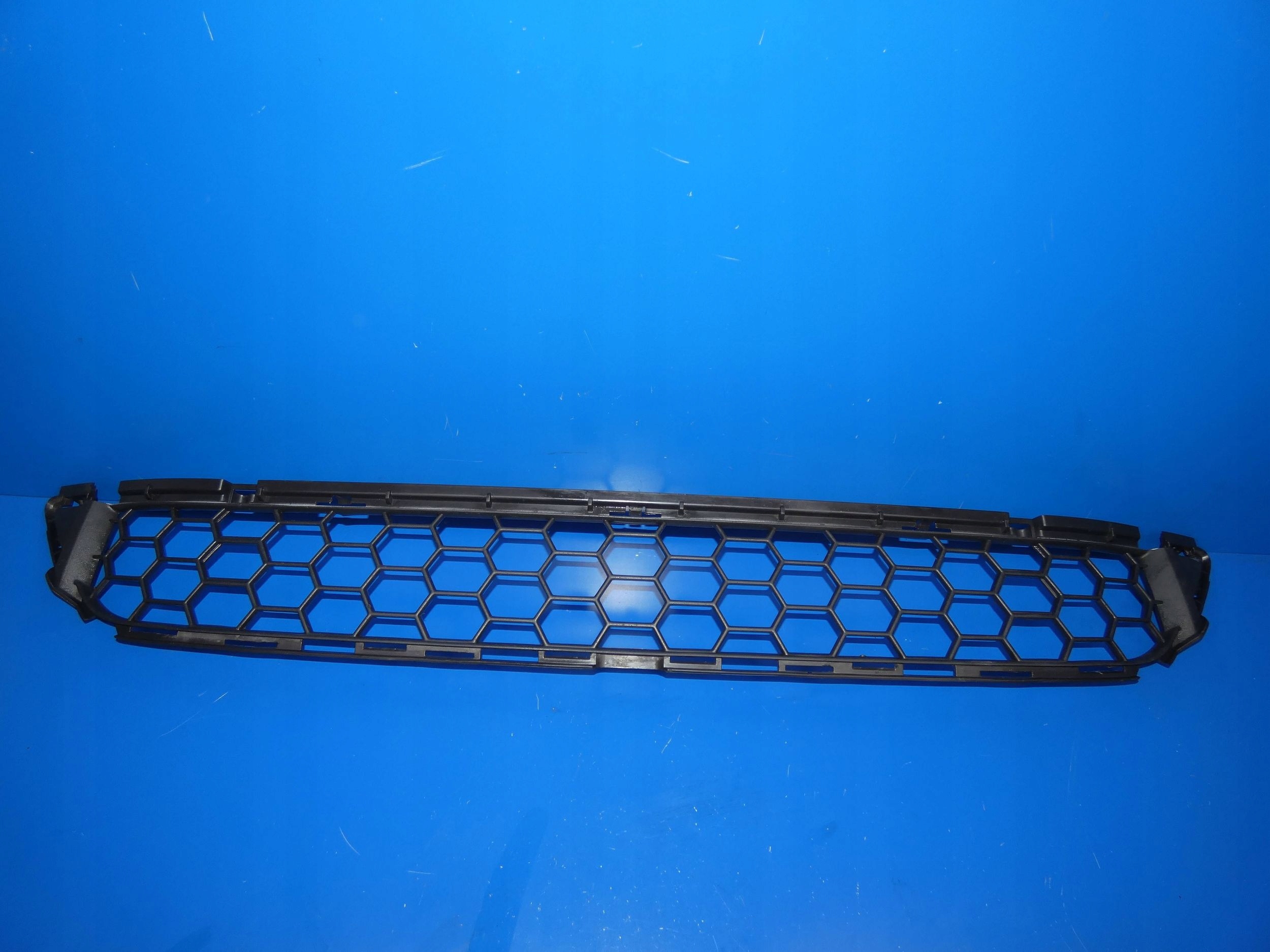 VOLVO V60 S60 II LIFT 13- grid of a bumper front front lower