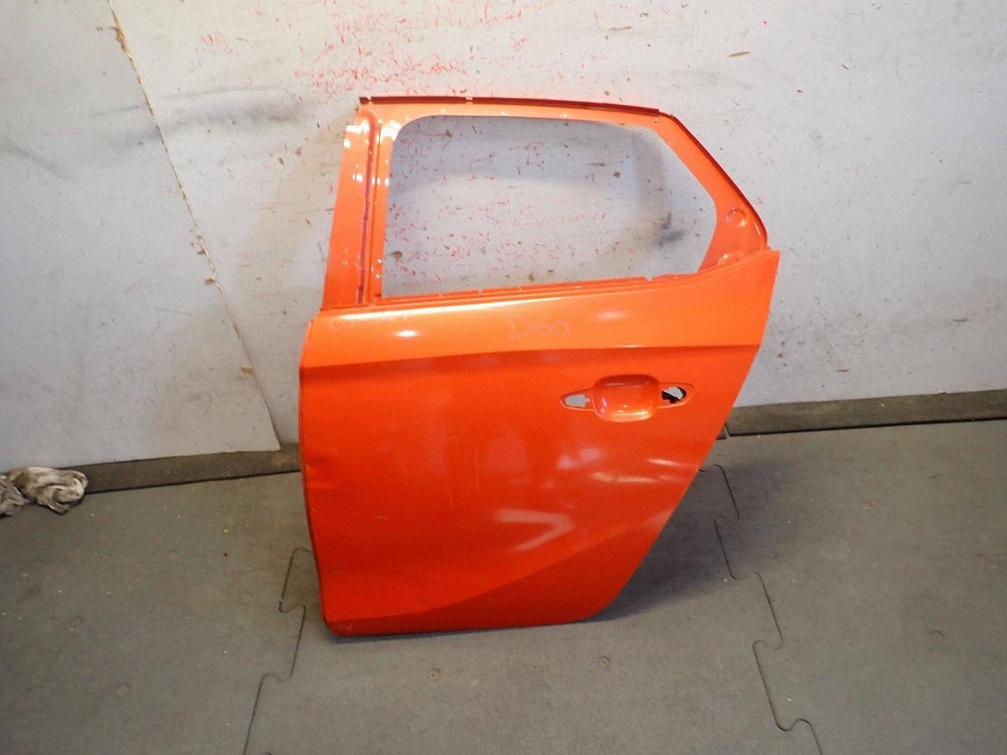 ajtó hátsó hátsó bal OPEL CORSA F 2019
