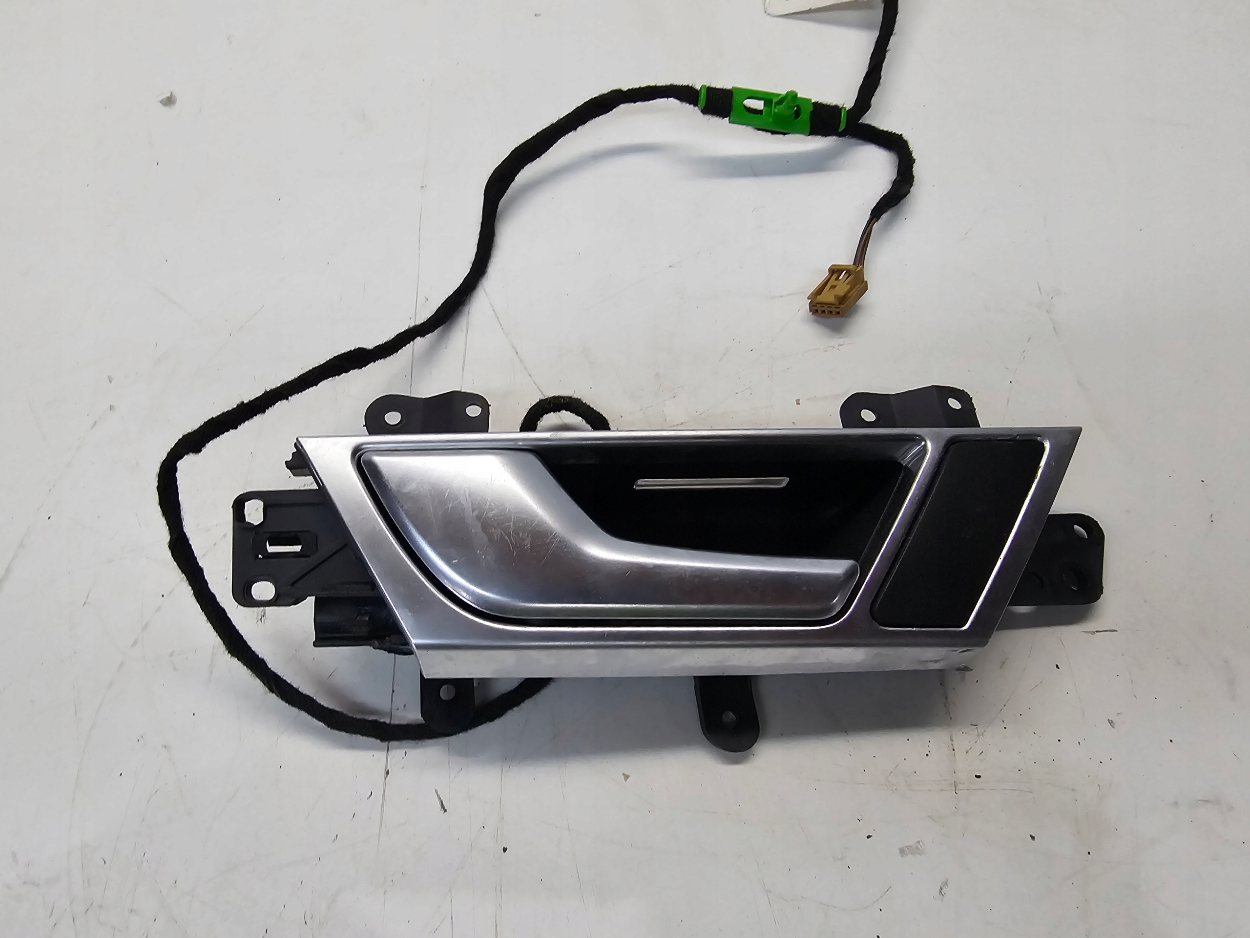 handle bundle BOCZKA left rear part AUDI A6 C6 4F1971693G