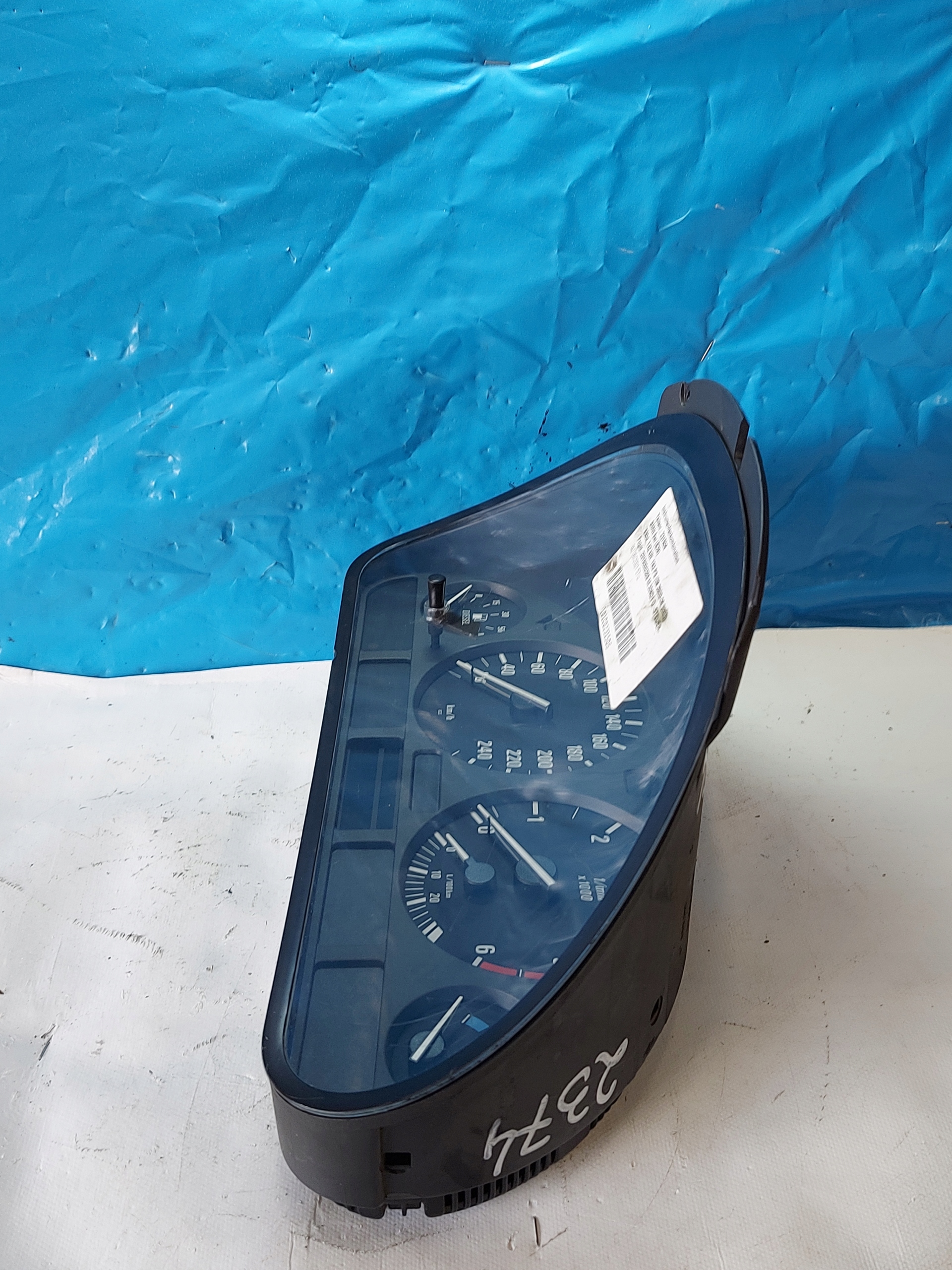 dials clock BMW 5 E39 530D 62116903806