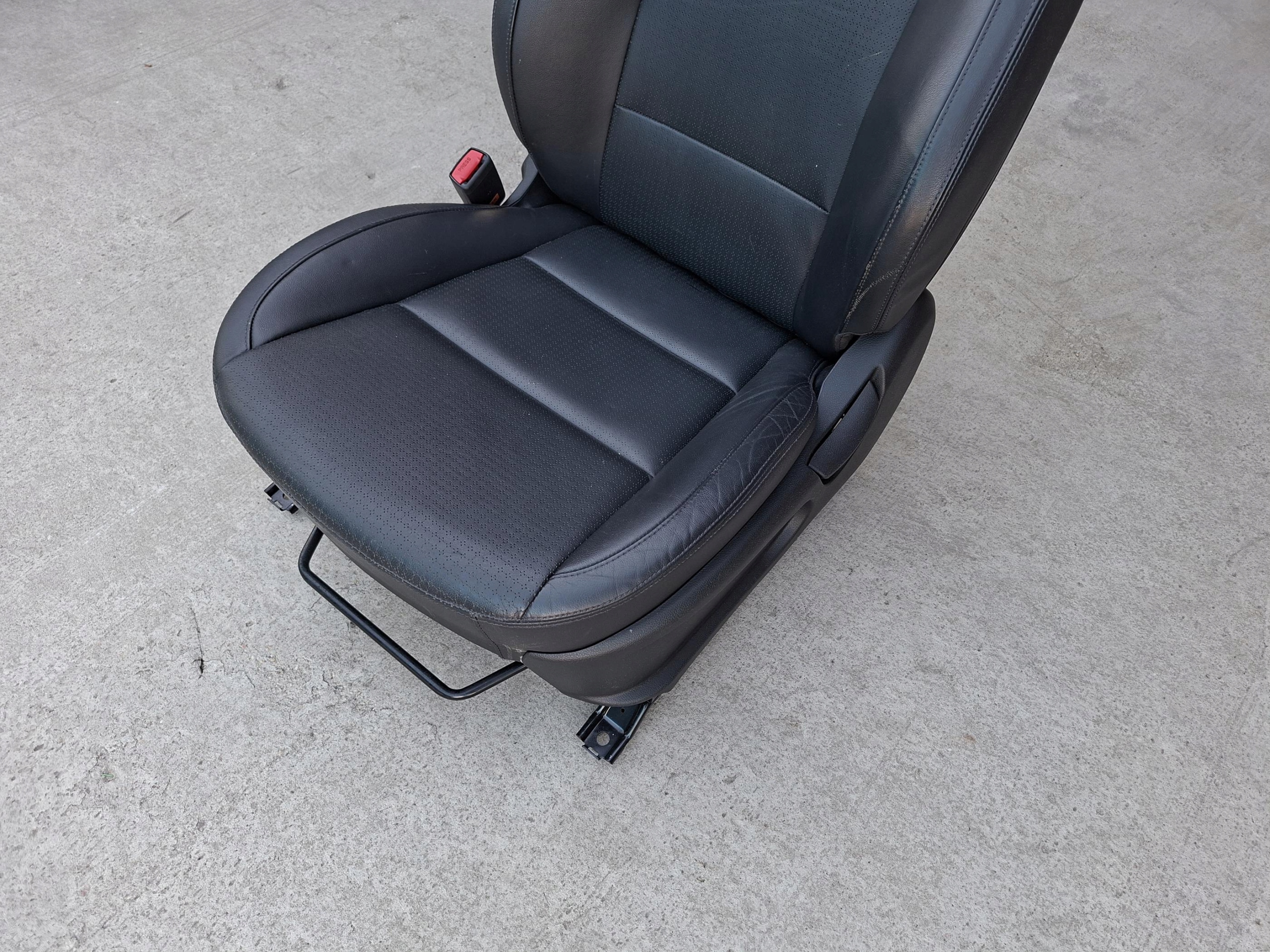 seat front front left GRZANY complete HYUNDAI SANTA FE III