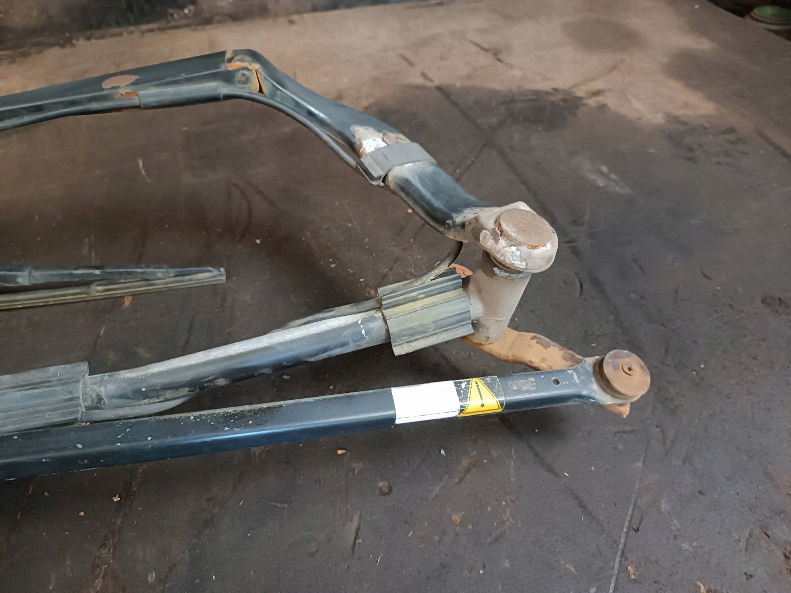 wiper mechanism + mini motor front RENAULT PREMIUM