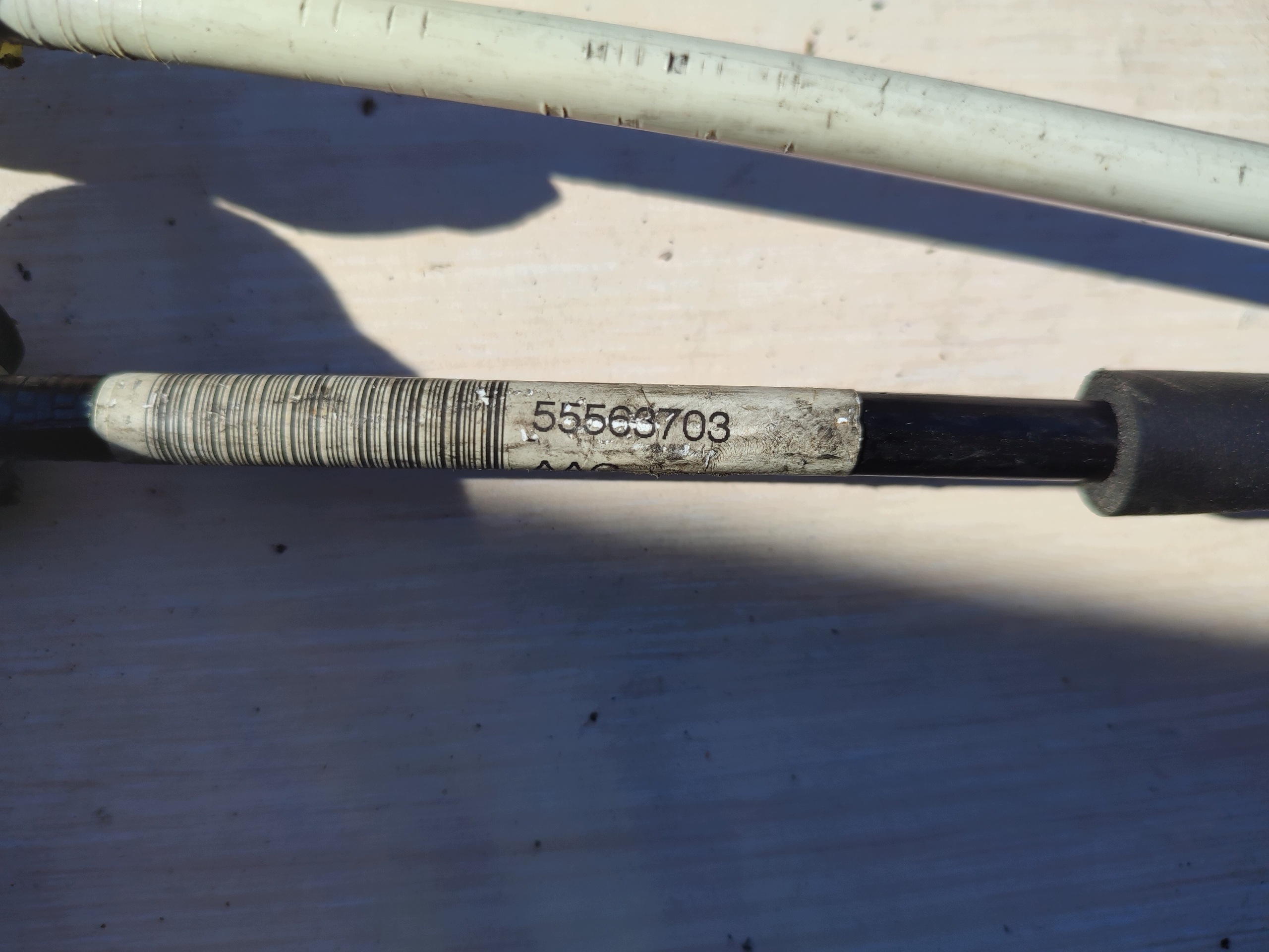Câble Mécanisme levier vitesse Engrenage OPEL ASTRA J 1.6 OE 55563703 AAC
