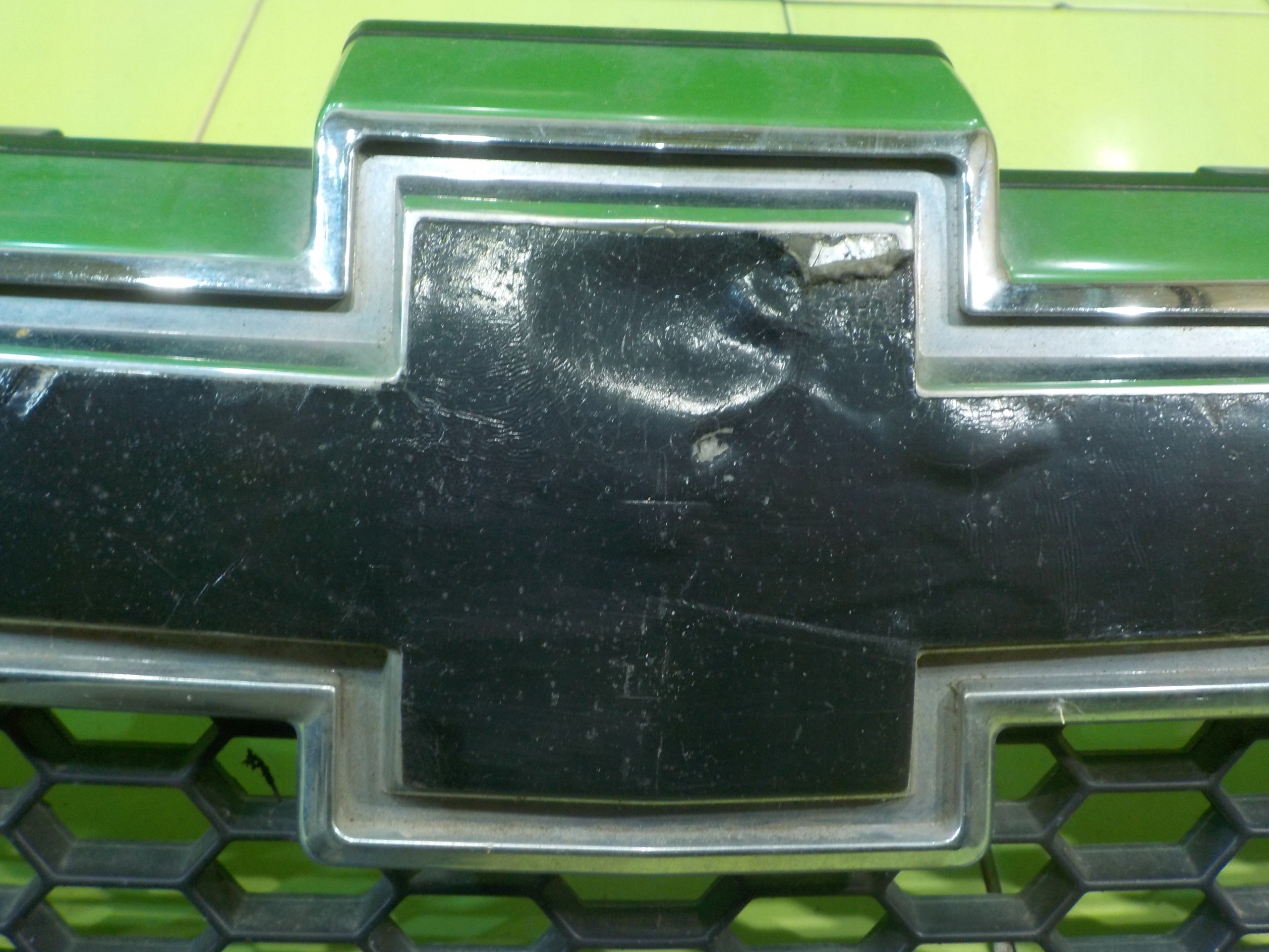 Chevrolet CAPTIVA 2.0 08r 5D решетка радиатора