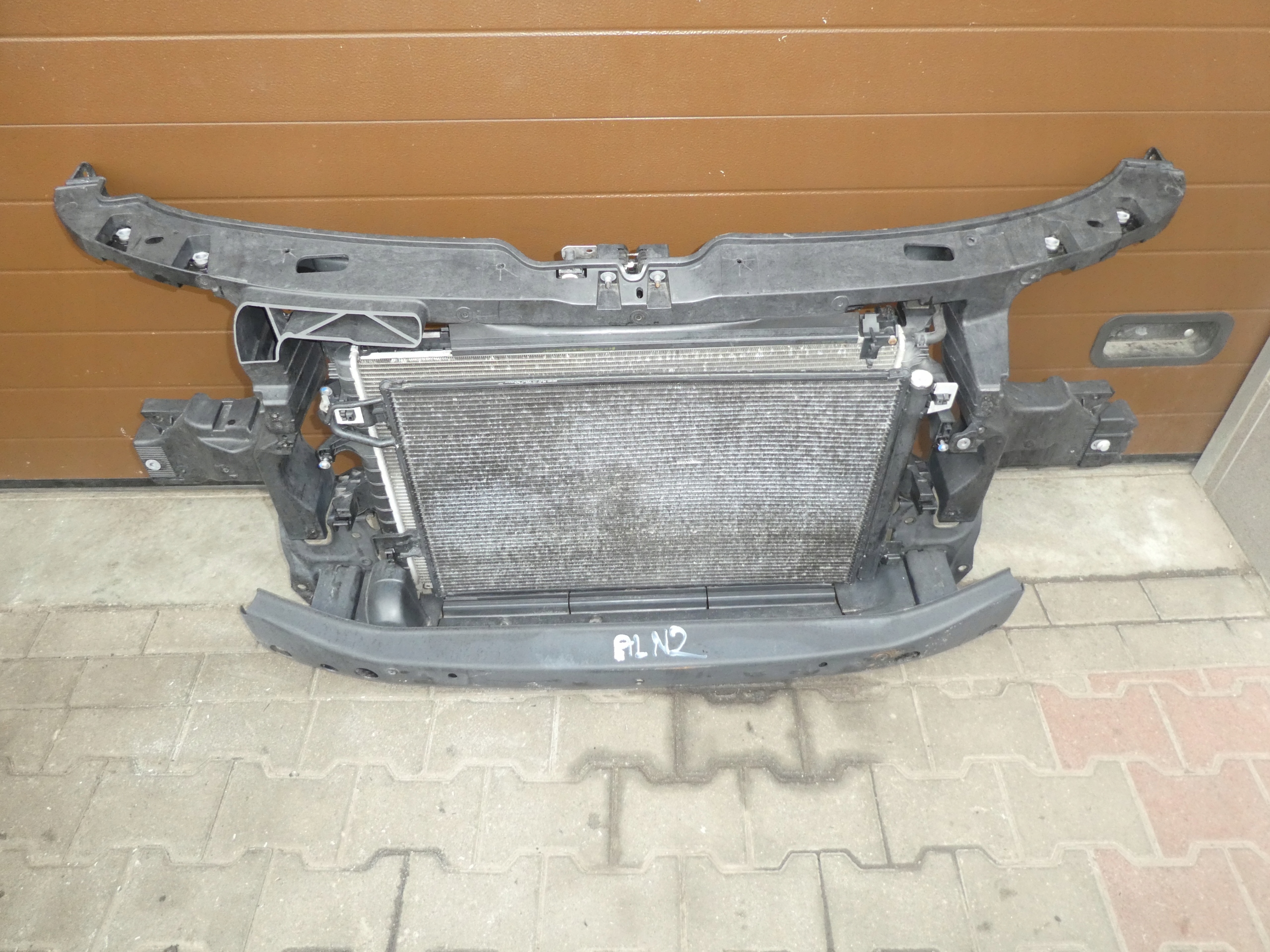 sider support panel for radiators pillar iron VW 7E0 T5