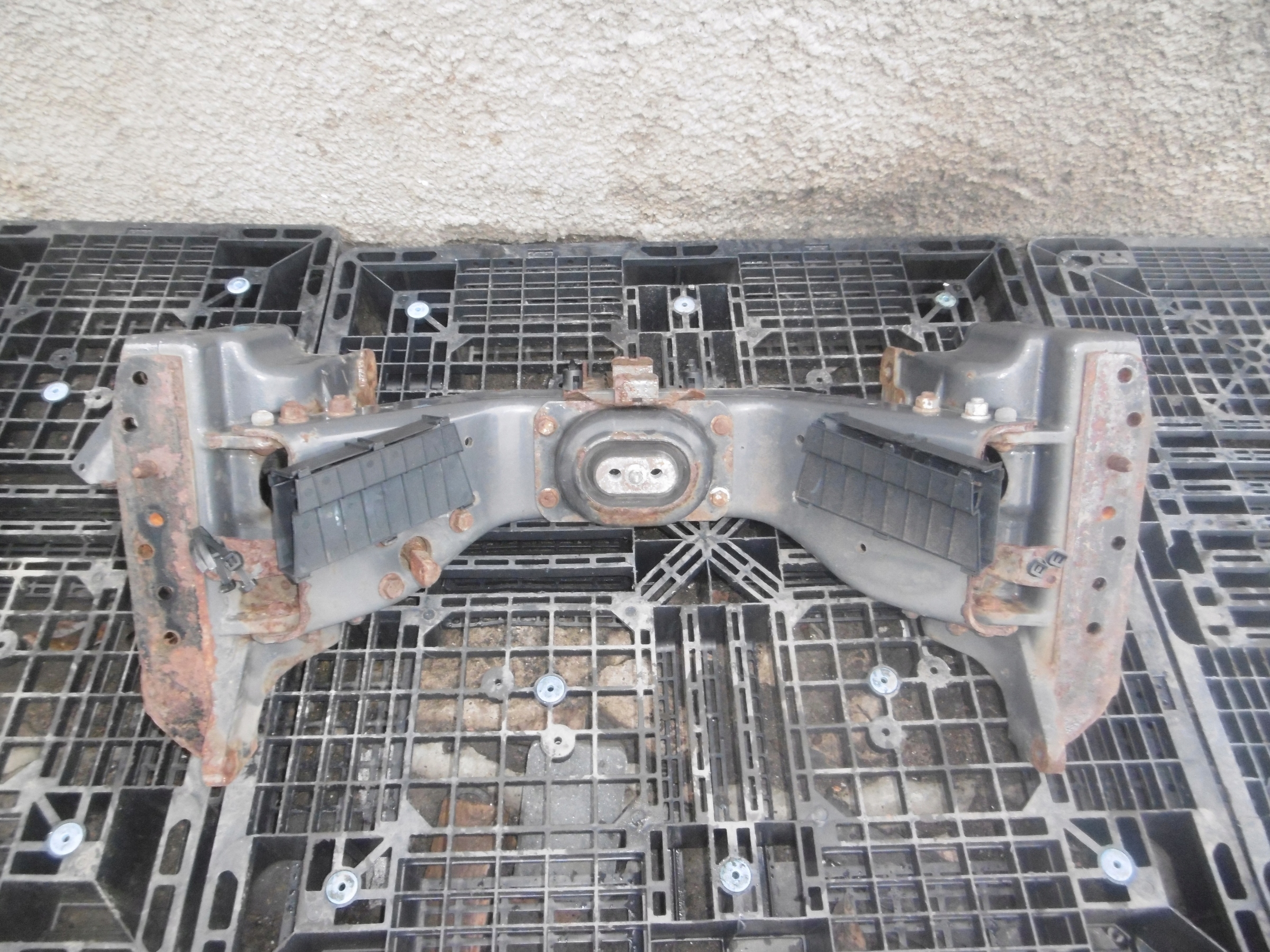 BELKA WÓZEK KOŁYSKA SILNIKA RENAULT PREMIUM DXI