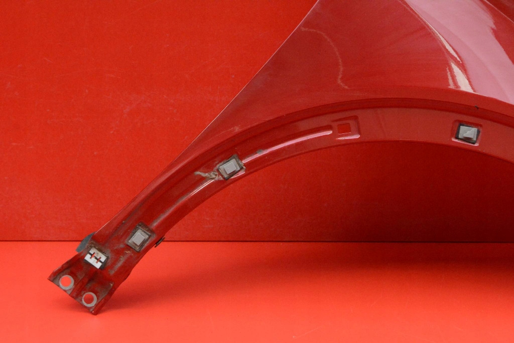 fender right front front WR7 DRAGON RED HYUNDAI BAYON 21