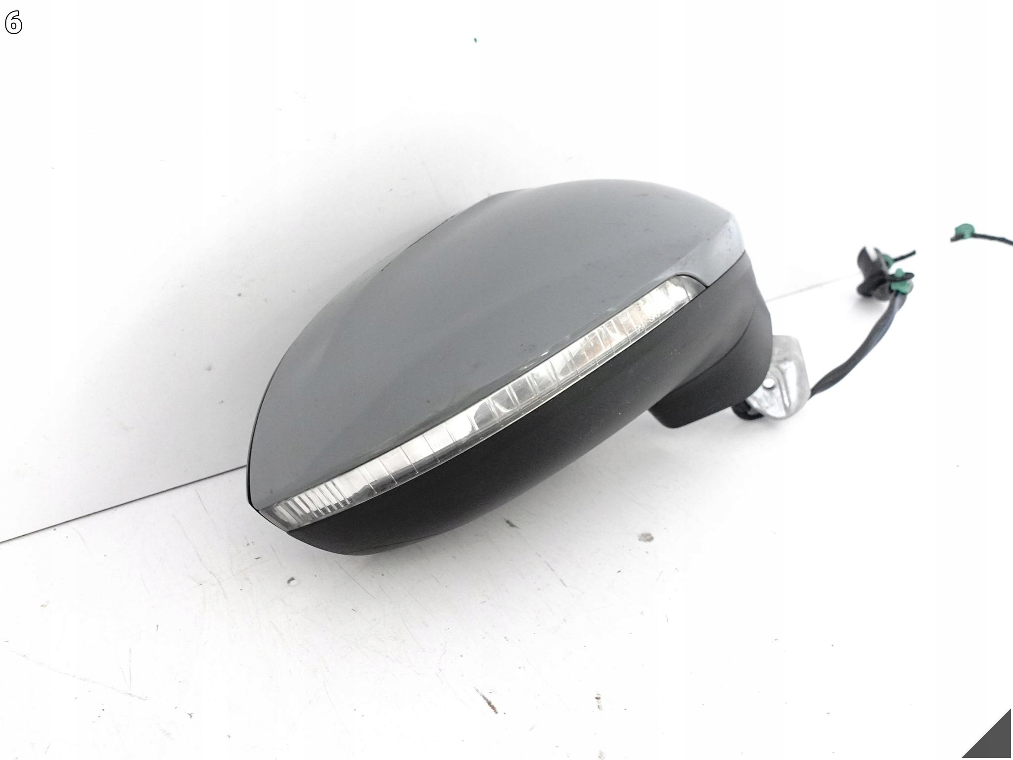 VW PASSAT B8 3G0 14-23 mirror cover indicator support right EU 6 PIN