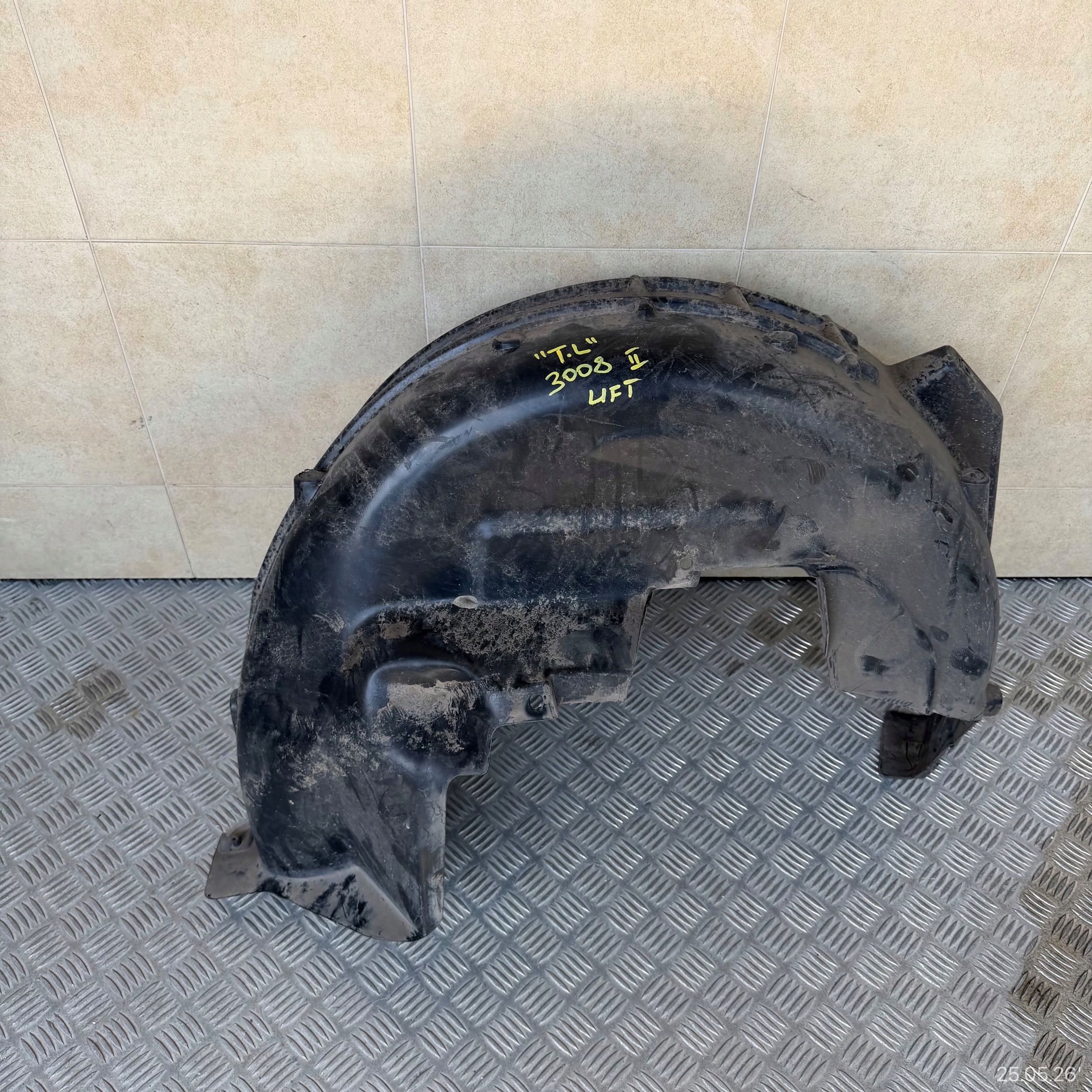 mudguard rear. left PEUGEOT 3008 II 9810125680