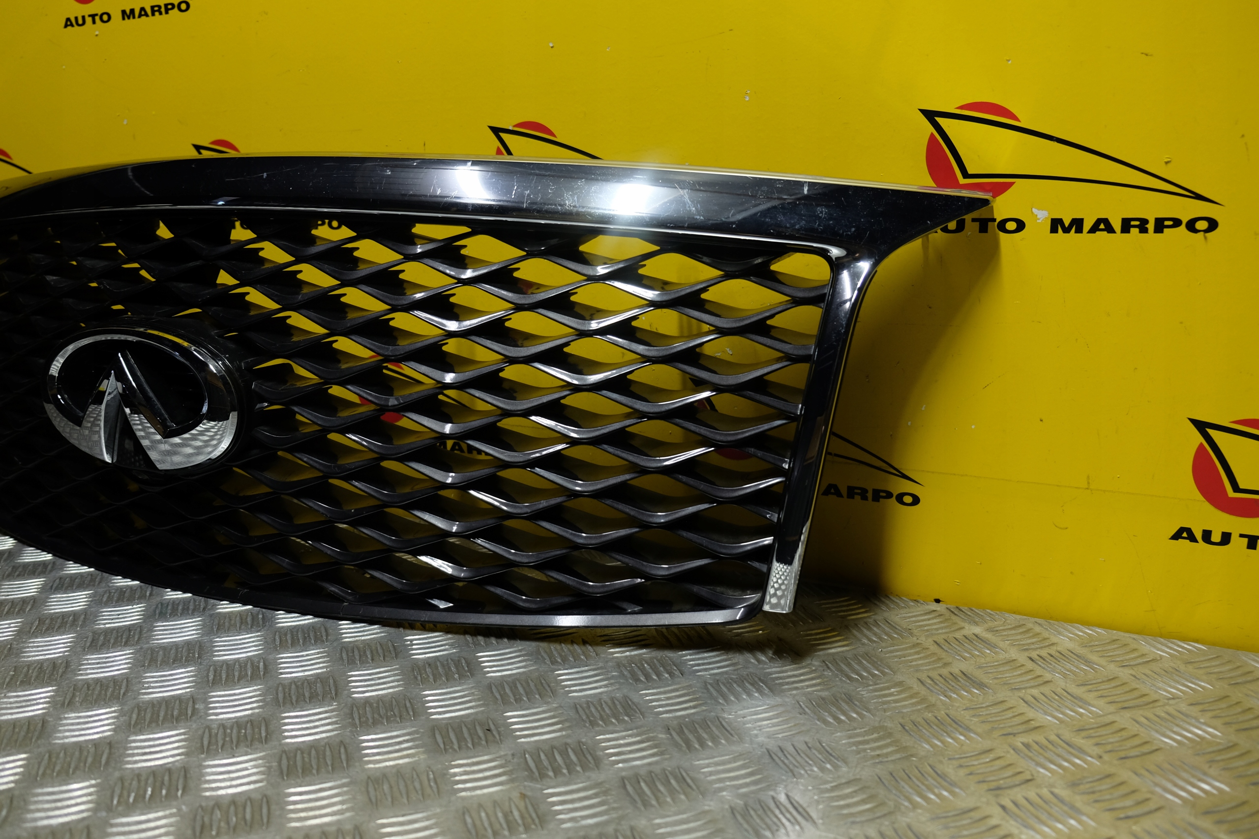 INFINITI QX80 2015- ATRAPA GRILL CHROME KAMERA PRZÓD USA Wersja Amerykańska