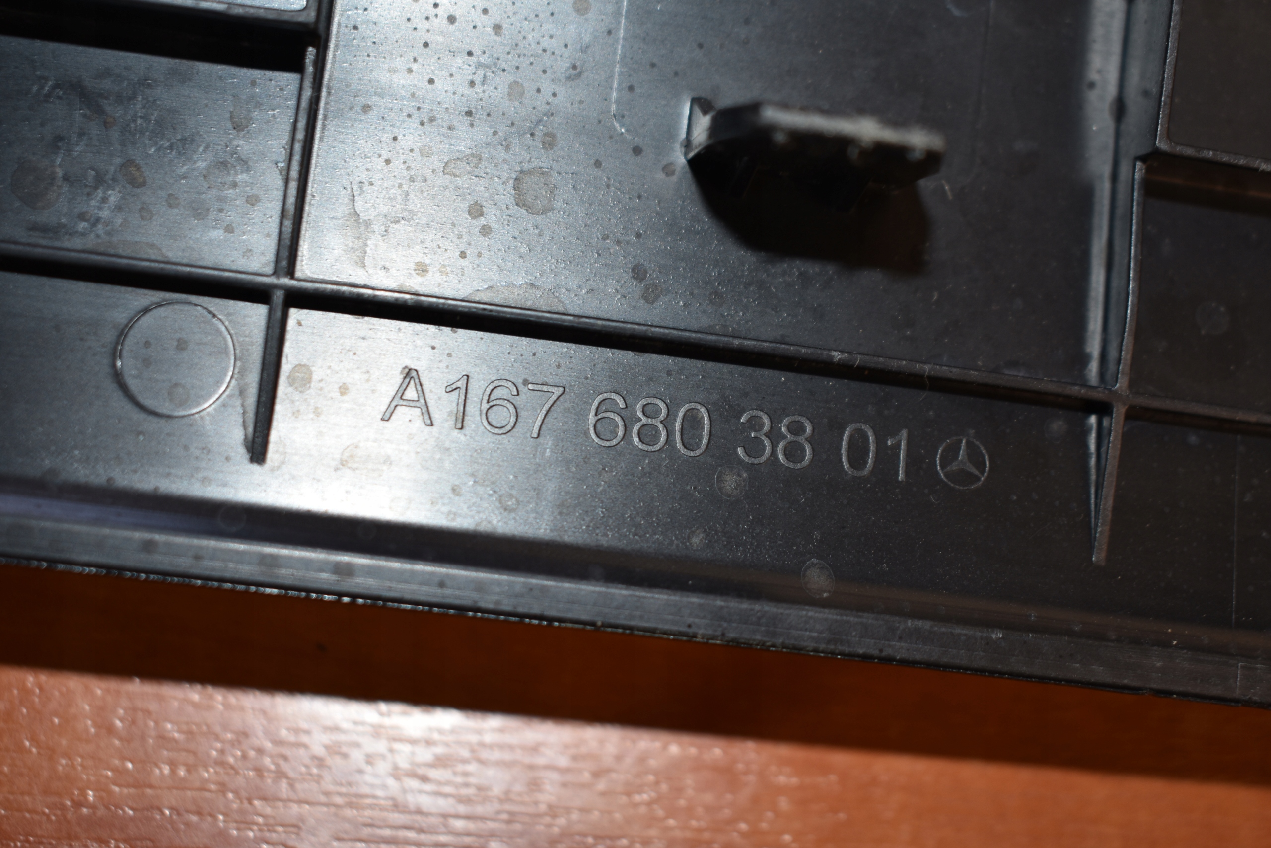 IDEALNA moulding cap threshold right MERCEDES W167 X167 1