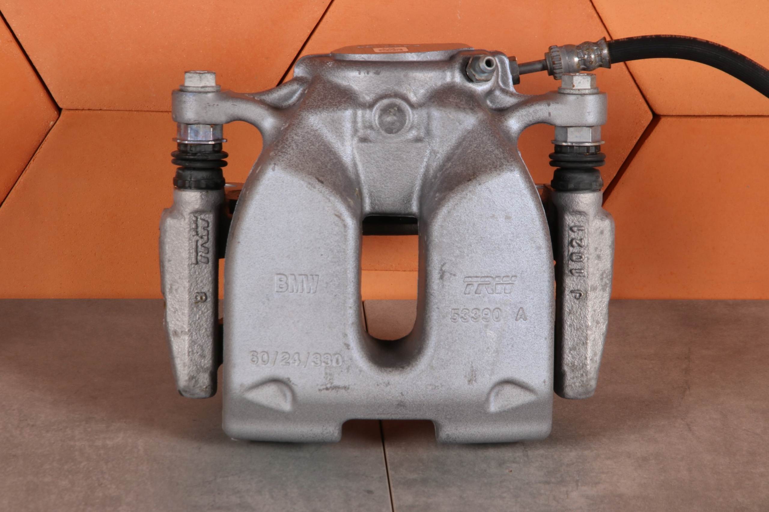 BMW G30 G31 caliper brake right front front 6872800 60/24/330 25 km !!