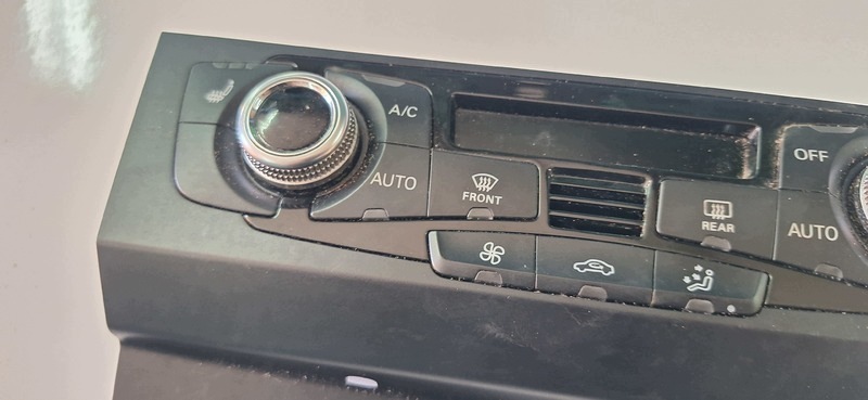 commande de climatisation AUDI A5 13- 8K1820043BB