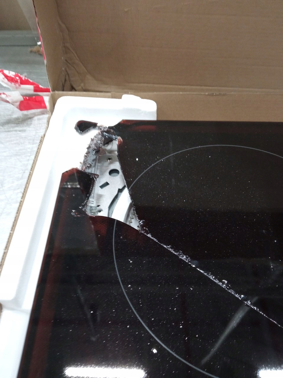 BOSCH PKE611FP2E - uszkodzenie Marka Bosch