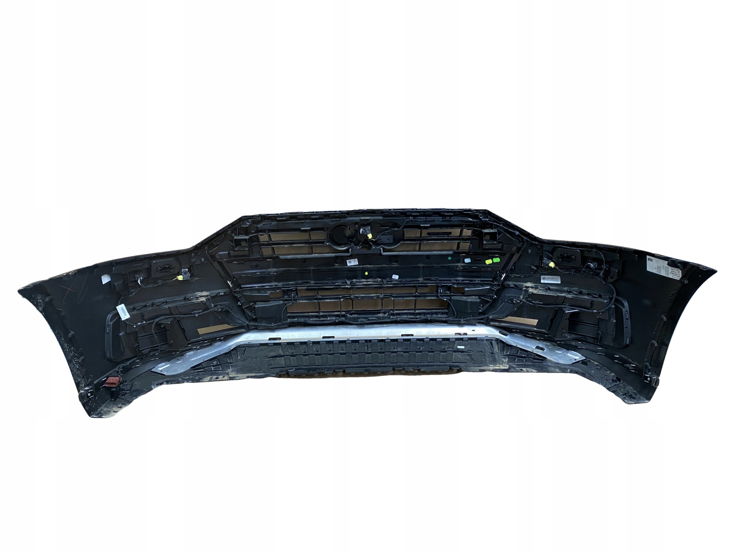 AUDI A8 4N D5 bumper front LY9T