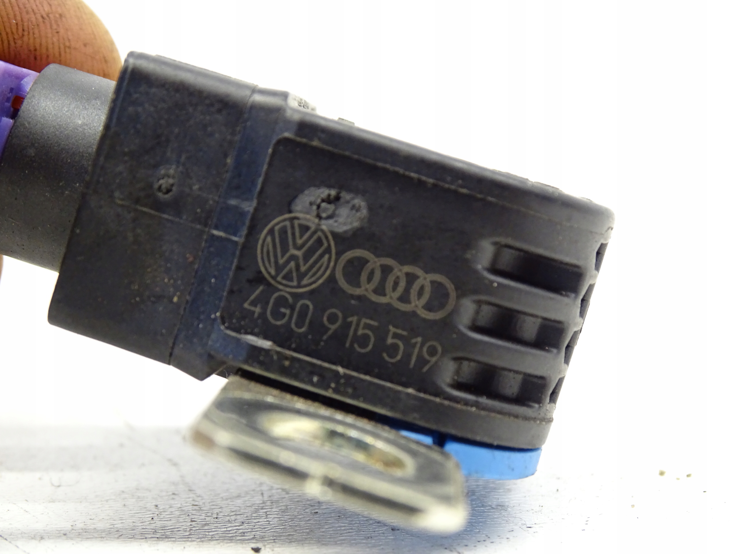 fuse PIROTECHNICZNY VOLKSWAGEN 4G0915519