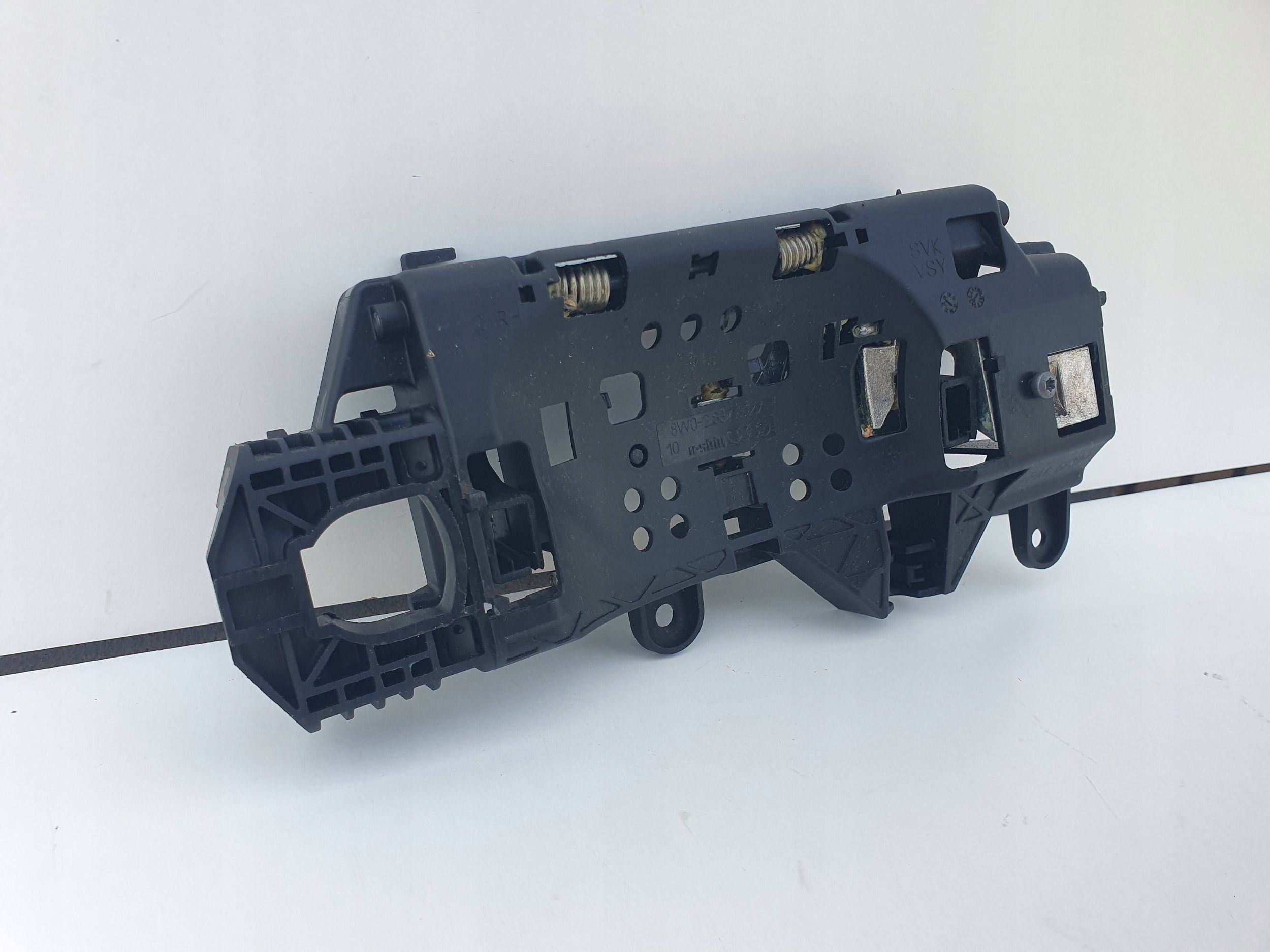 Audi A4 support holder handles 8W02837812A