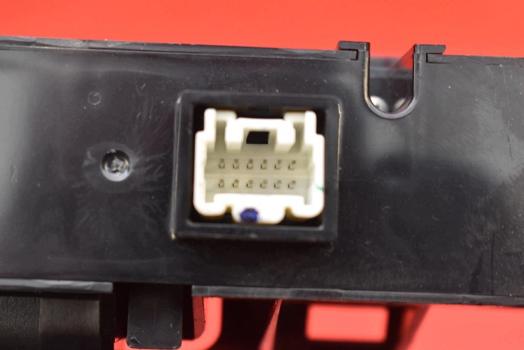 display EH14611J0 MAZDA CX-7 06-09