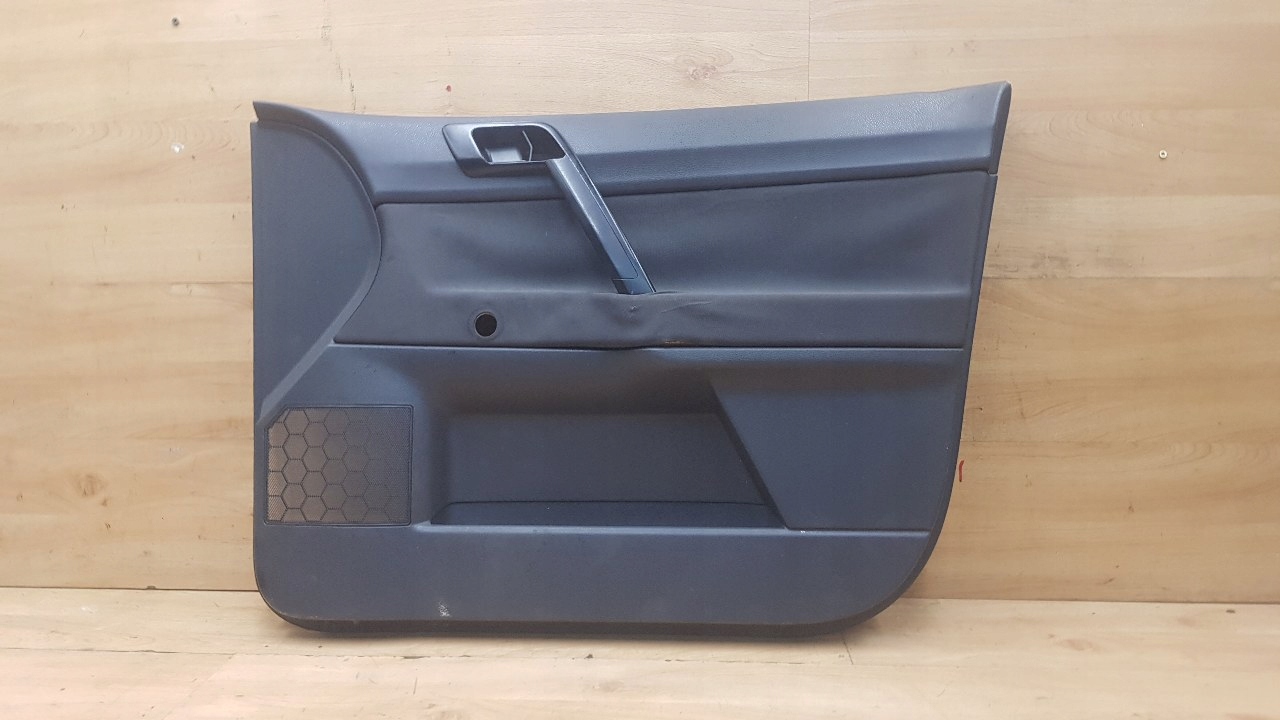BOCZEK TAPICERKA DRZWI PRZÓD PRAWY VW POLO IV 9N