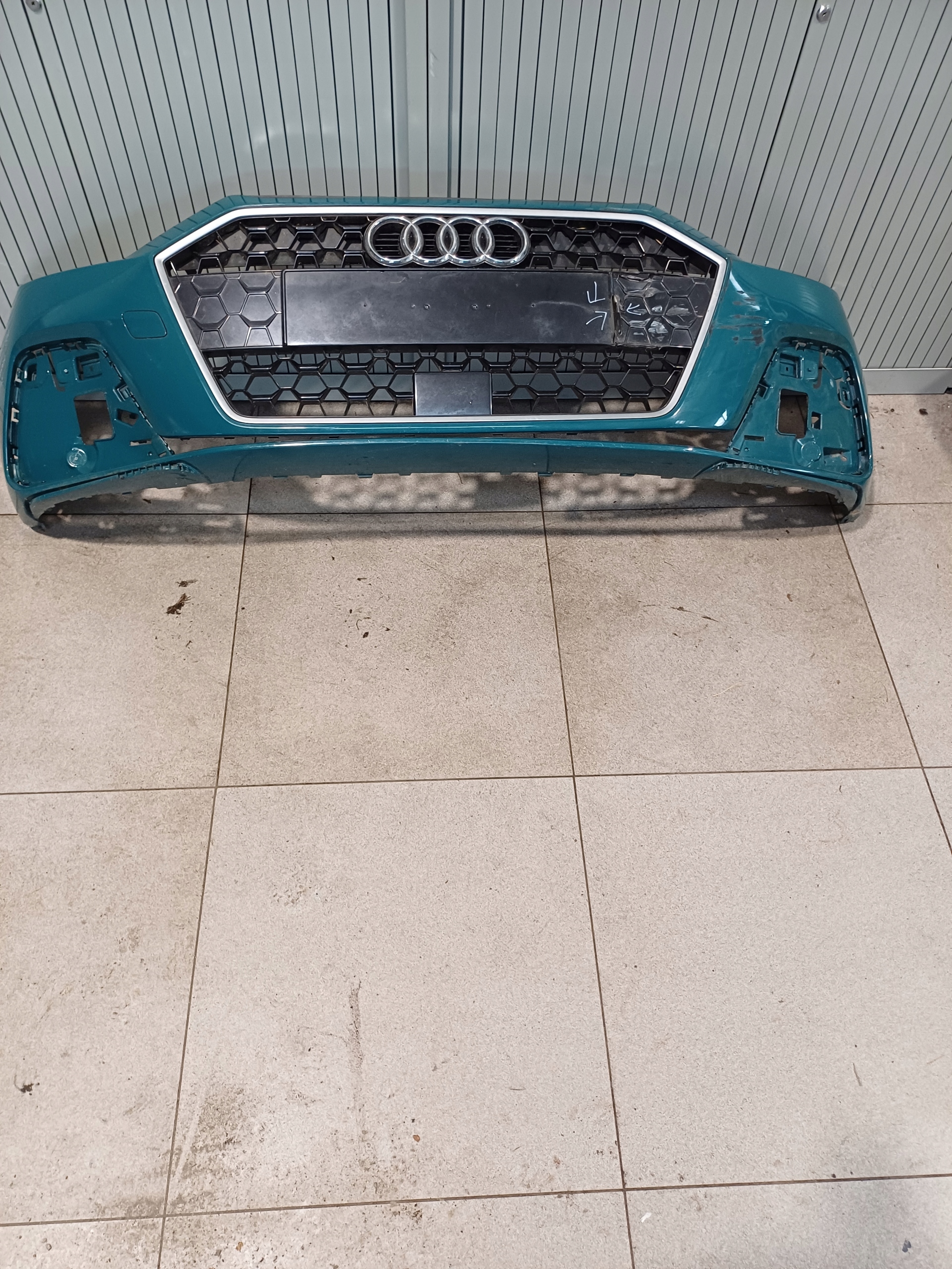 bumper front front AUDI A1 II 82A 82A807437A S-LINE