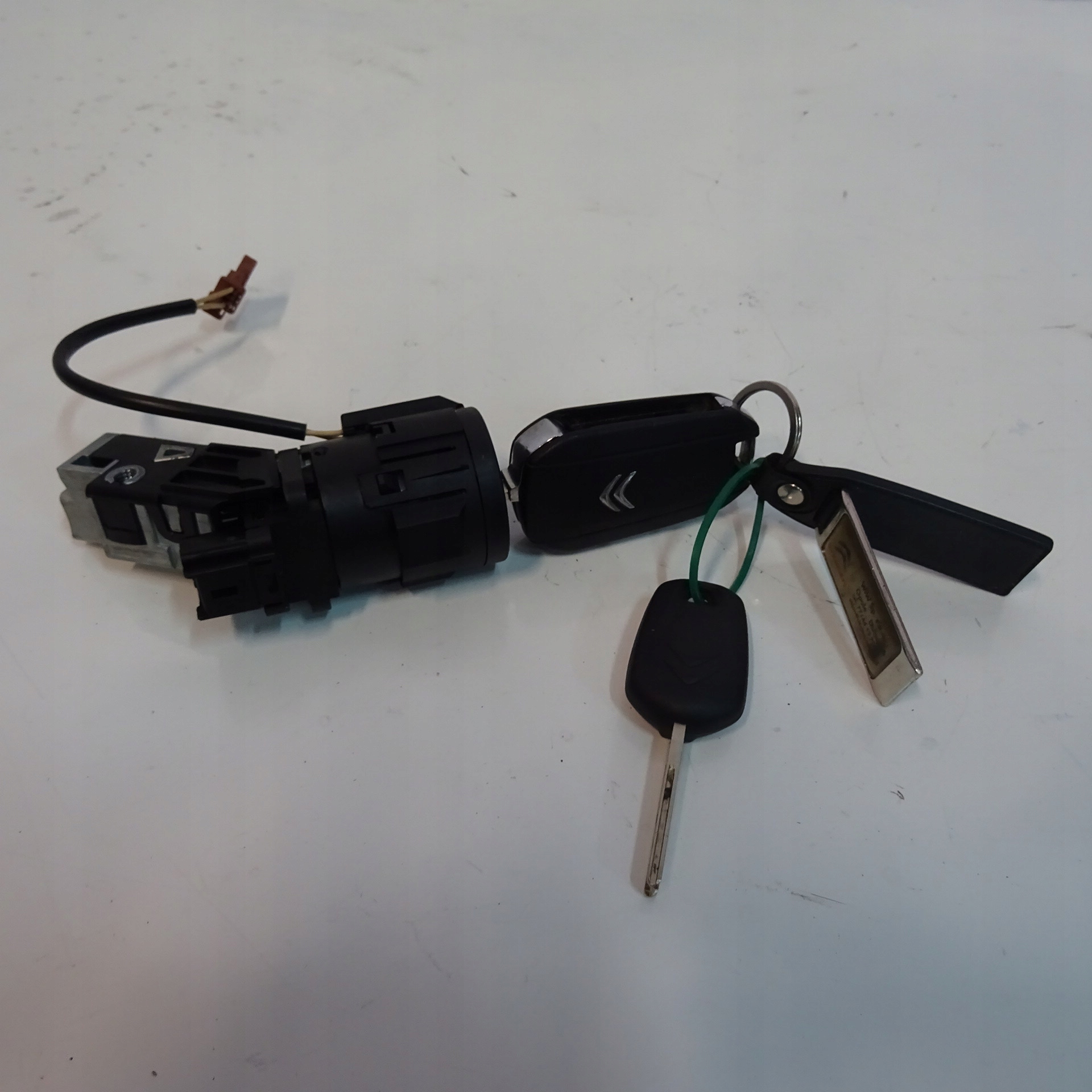CITROEN C4 CACTUS 1.2B ignition 36454600