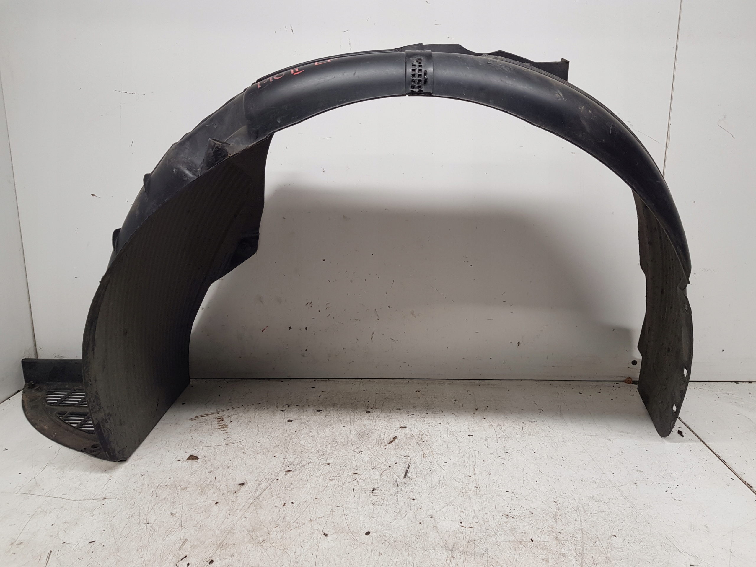 HYUNDAI I10 II mudguard left front 86815-B9000 2013