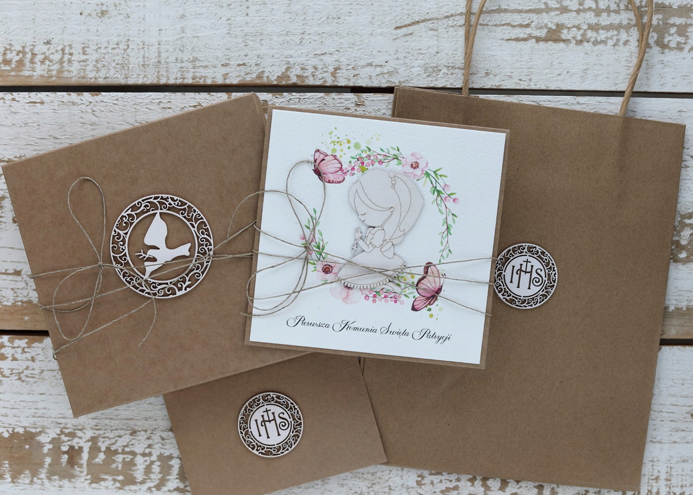 k prvnímu svatému přijímání sada pro dívku – kartička, krabička, obálka, kabelka 4