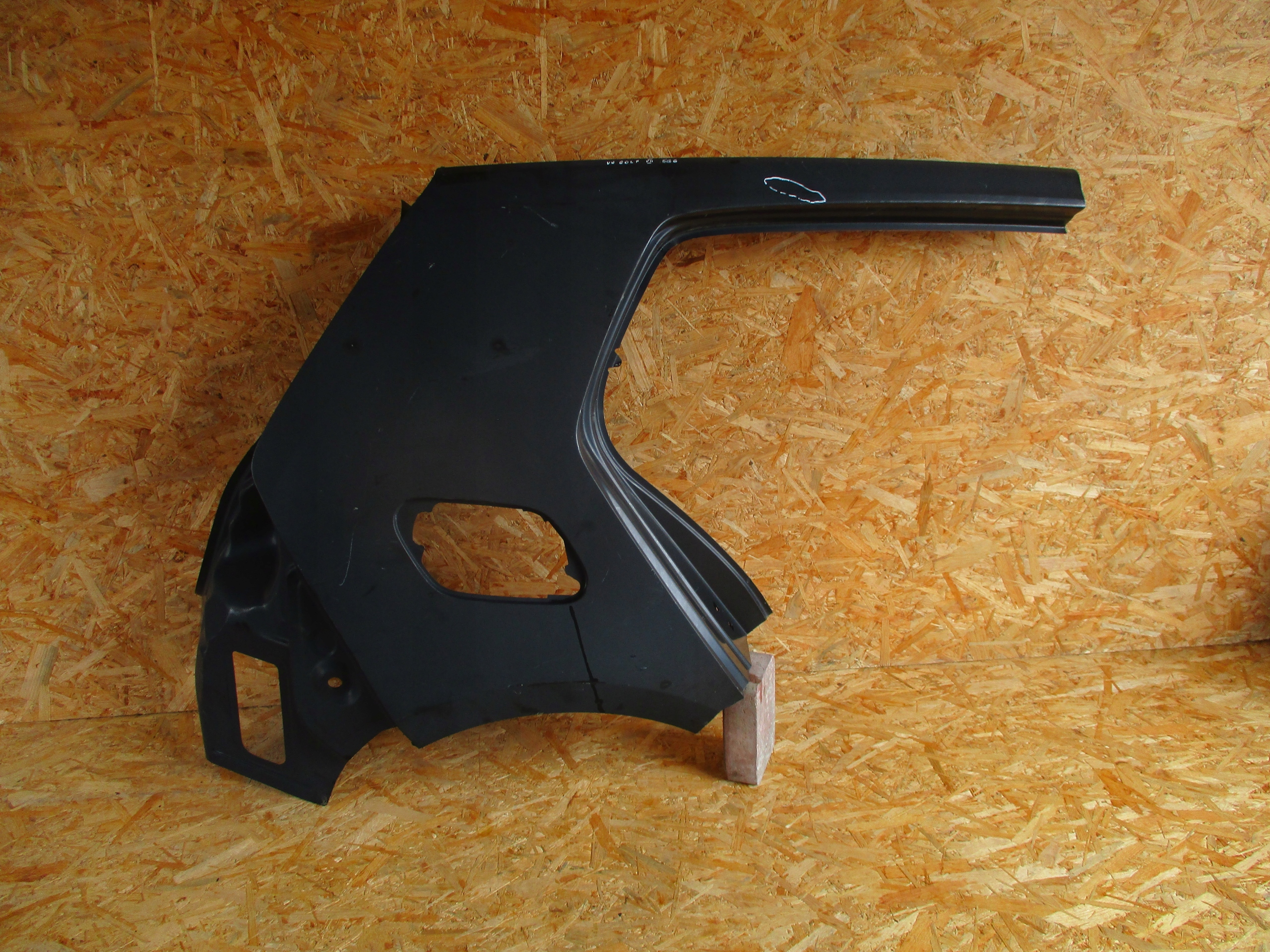 fender right rear side VW GOLF VII HB